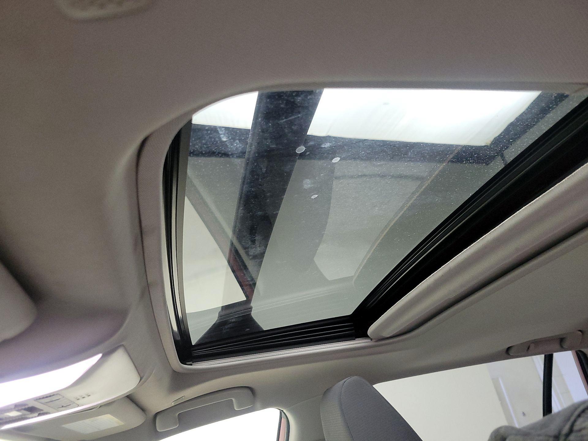 Thumbnail: 2024 Toyota RAV4 - 20