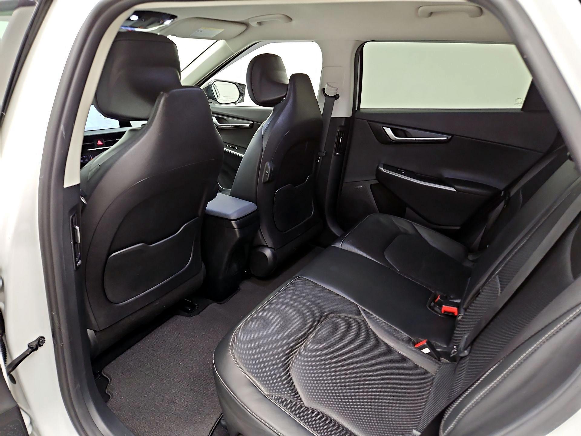 Thumbnail: 2024 Kia EV6 - 20