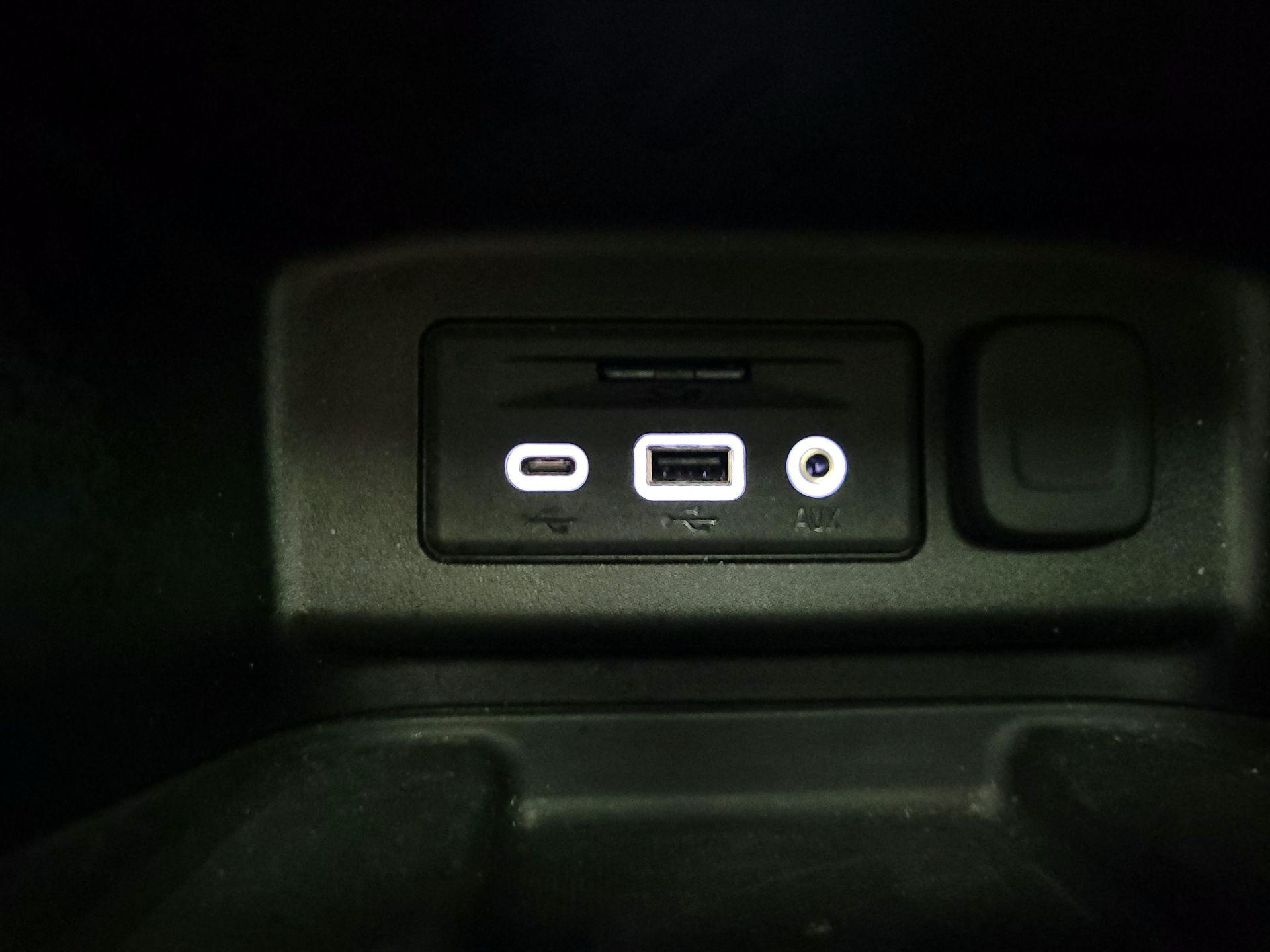 Thumbnail: 2019 Chevrolet Equinox - 19