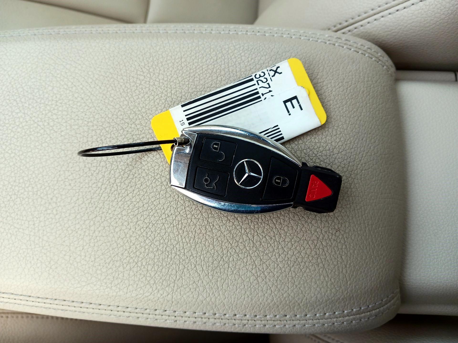 Thumbnail: 2015 Mercedes-Benz GLA - 9