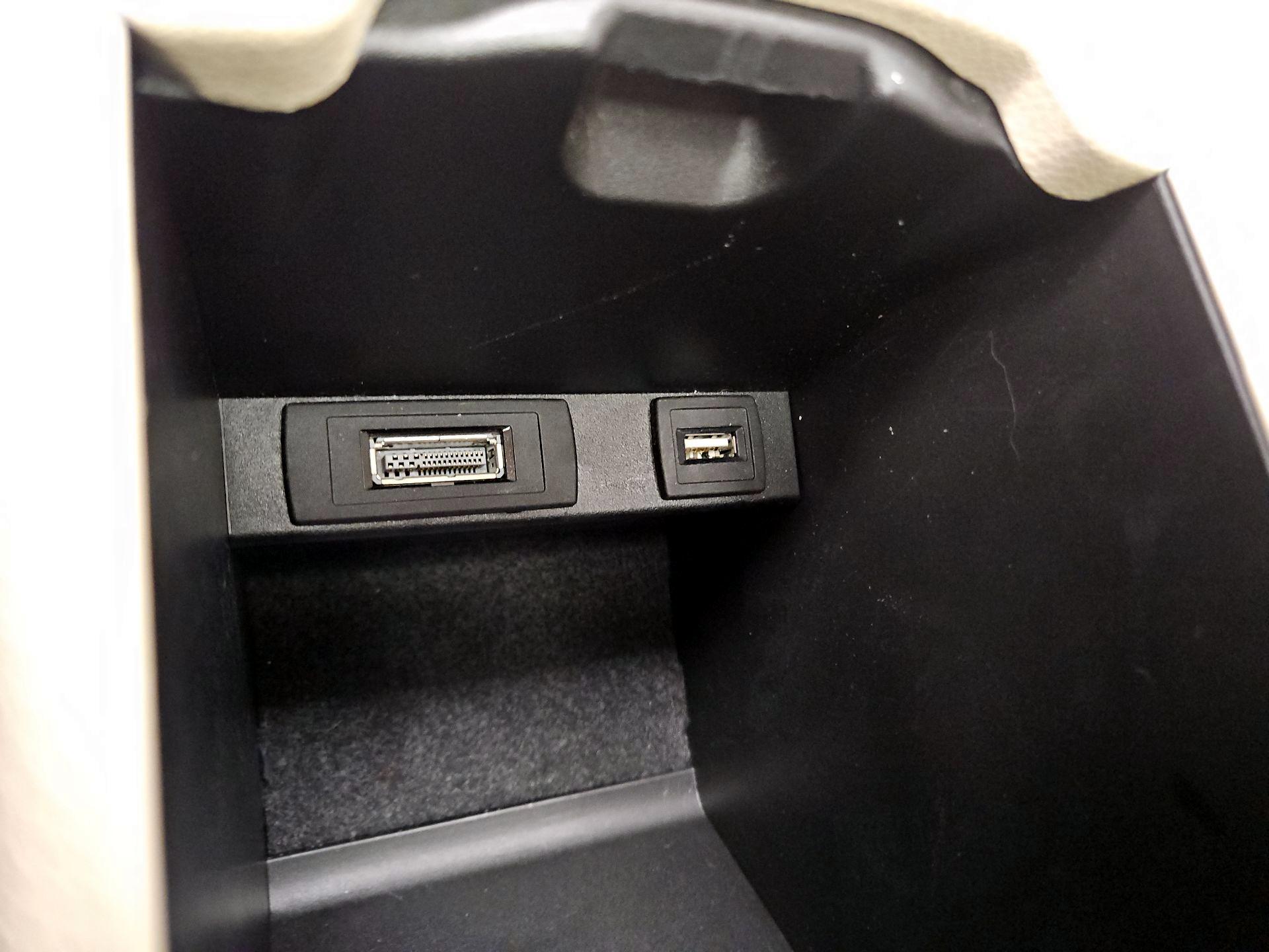 Thumbnail: 2015 Mercedes-Benz GLA - 19