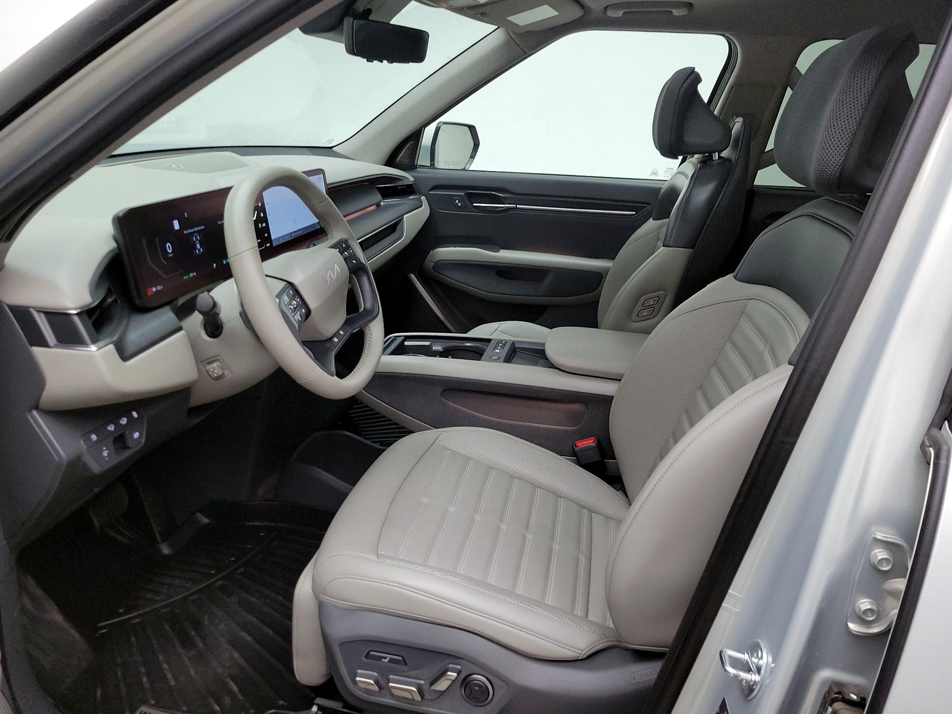 Thumbnail: 2024 Kia EV9 - 11