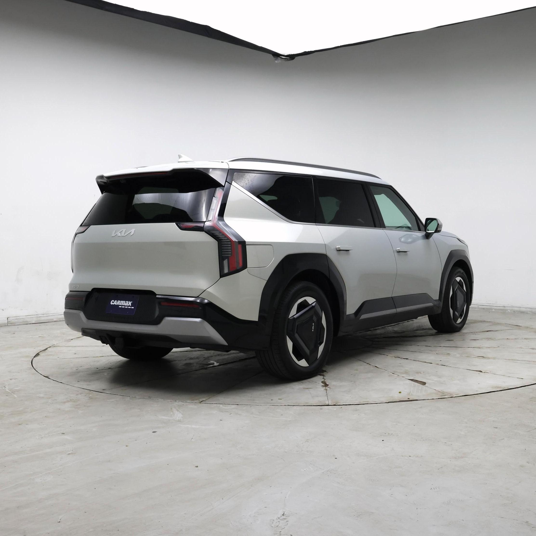 Thumbnail: 2024 Kia EV9 - 8