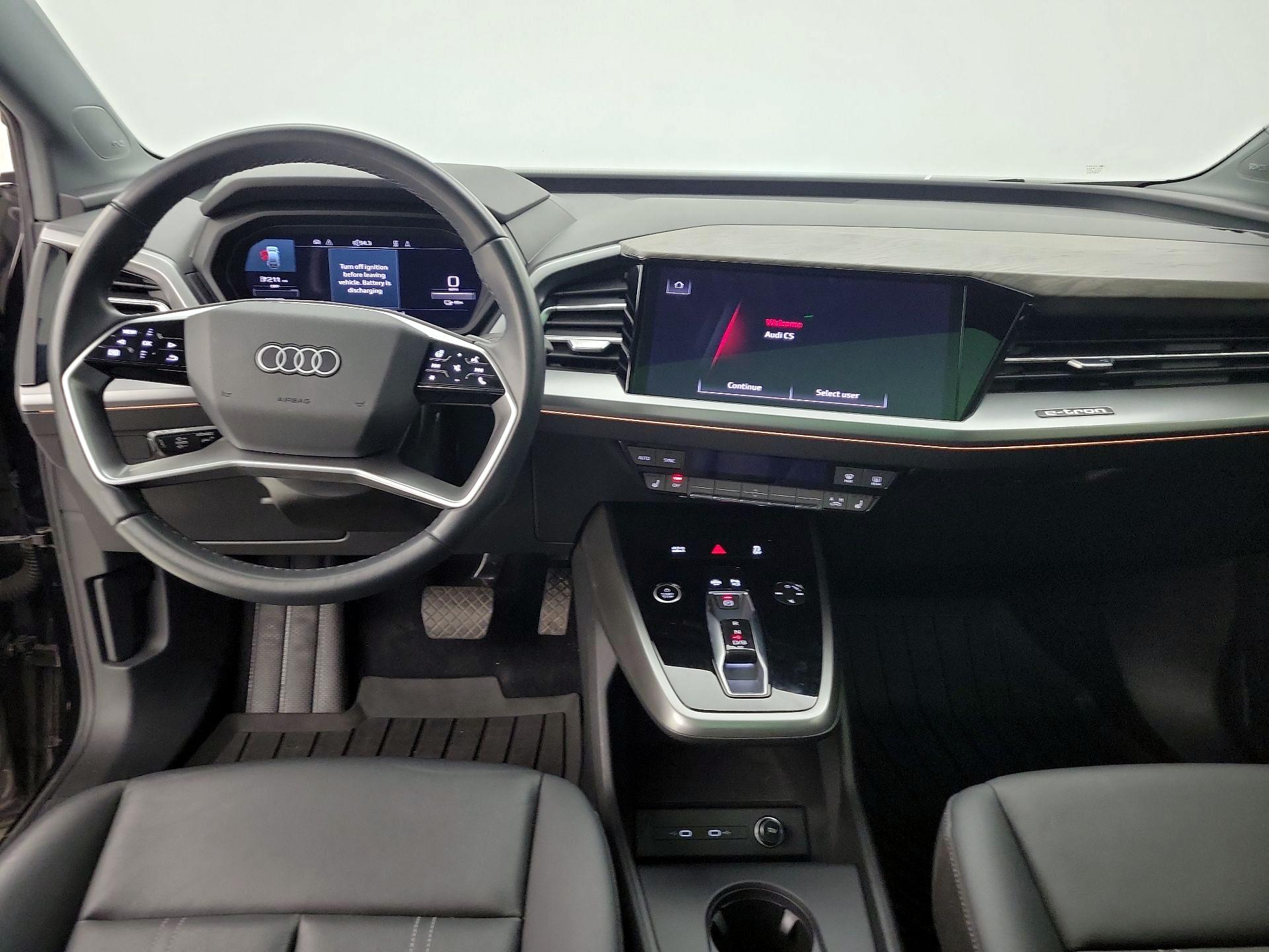 Thumbnail: 2023 Audi Q4 e-tron - 9