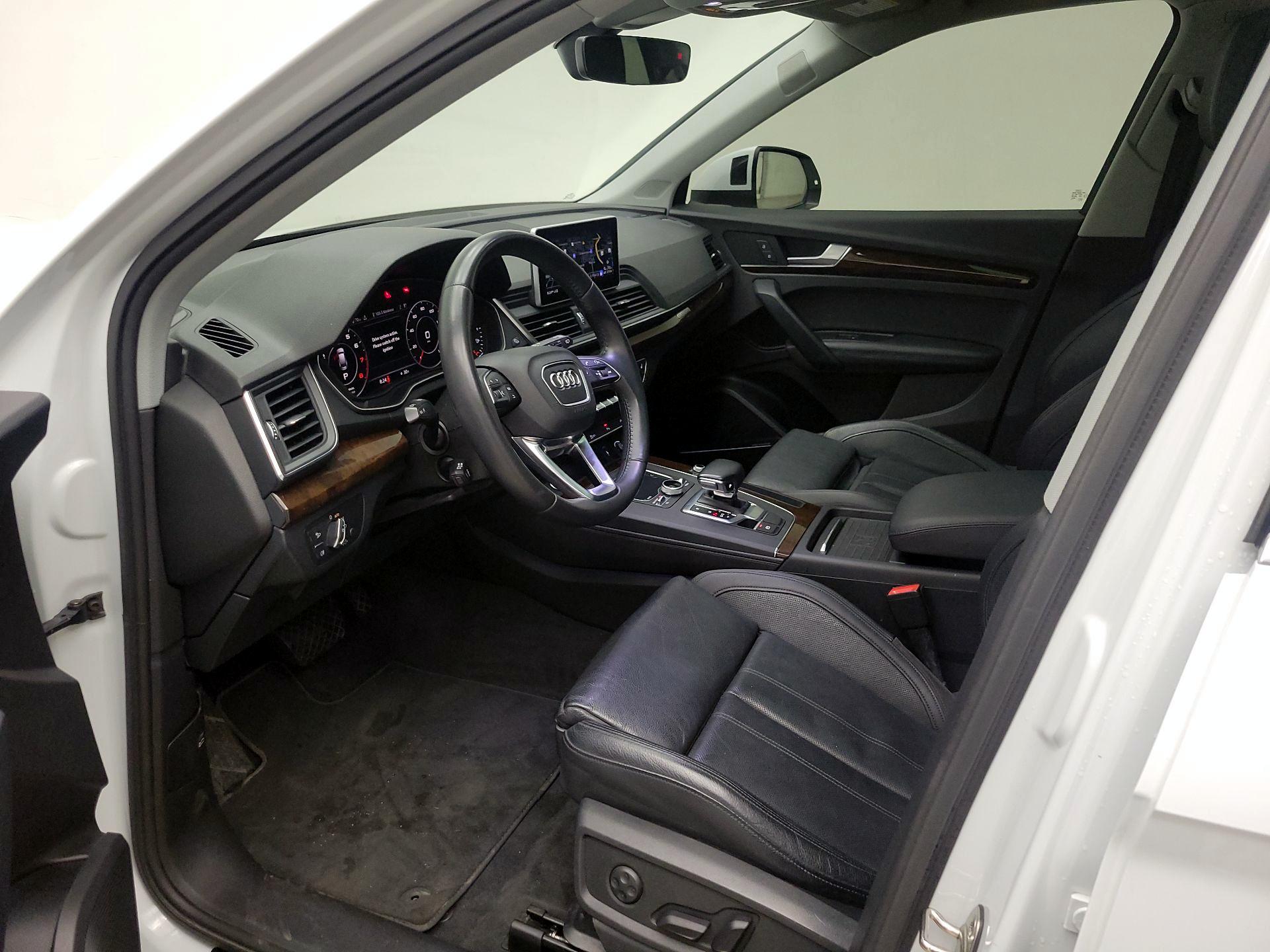 Thumbnail: 2019 Audi Q5 - 11