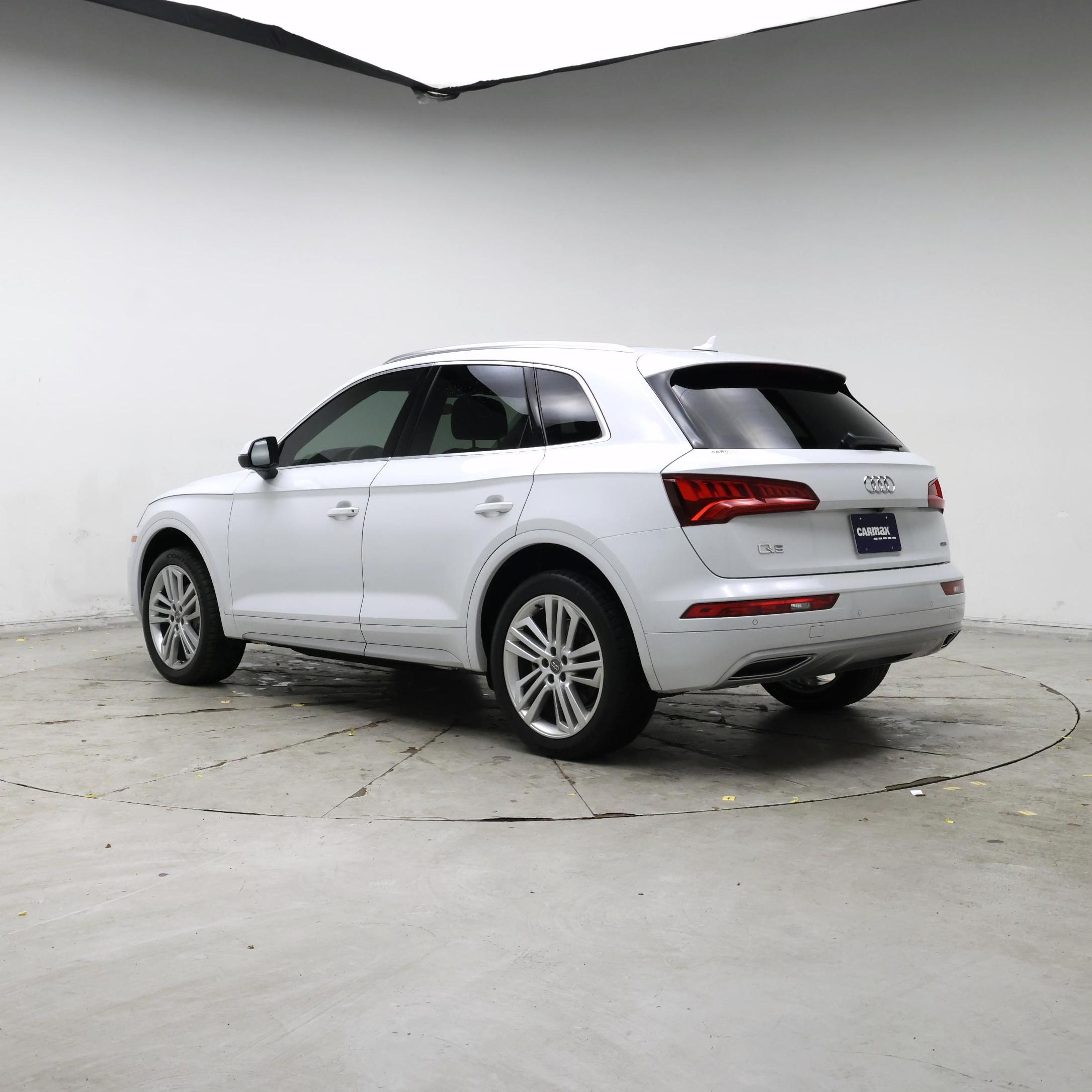 Thumbnail: 2019 Audi Q5 - 2