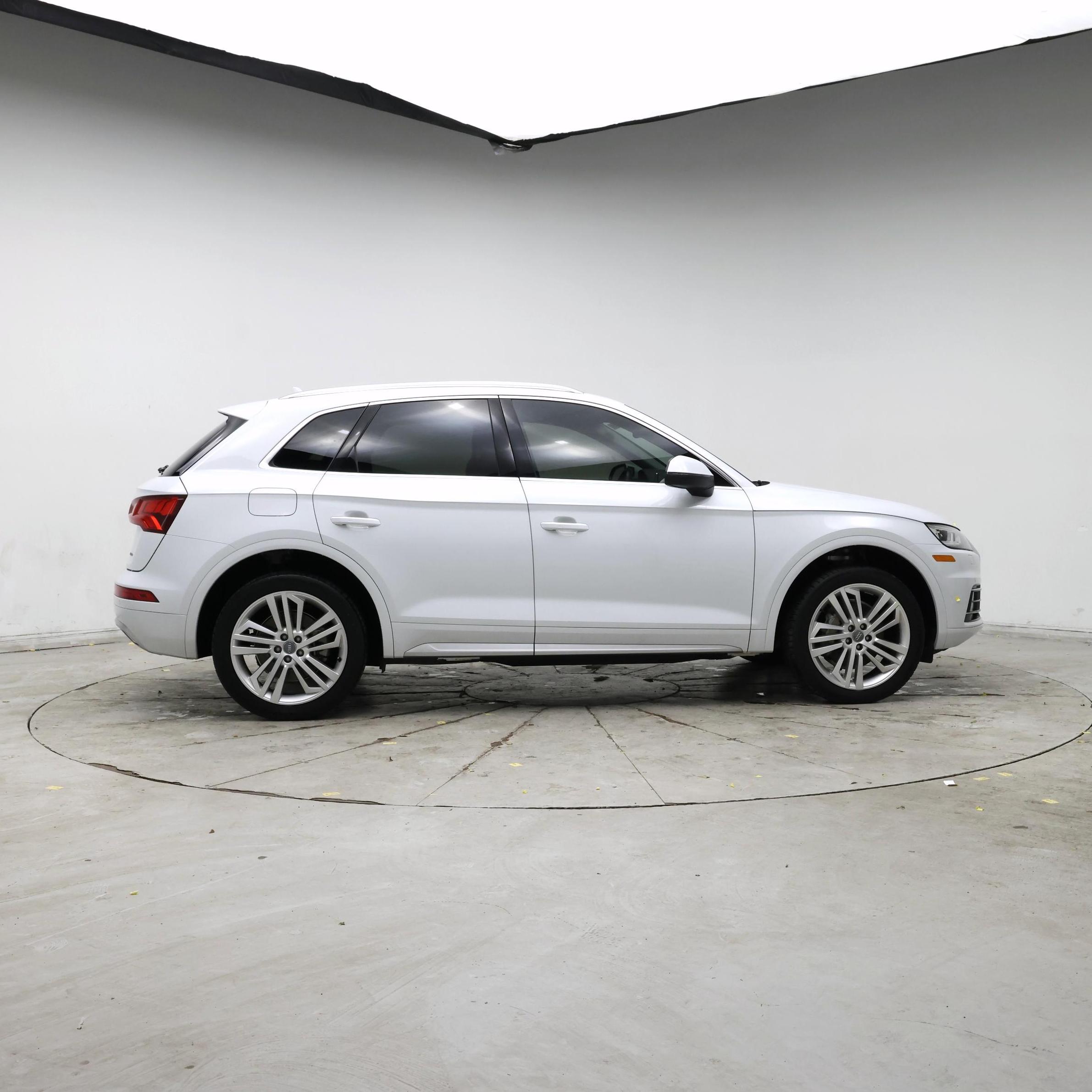 Thumbnail: 2019 Audi Q5 - 7