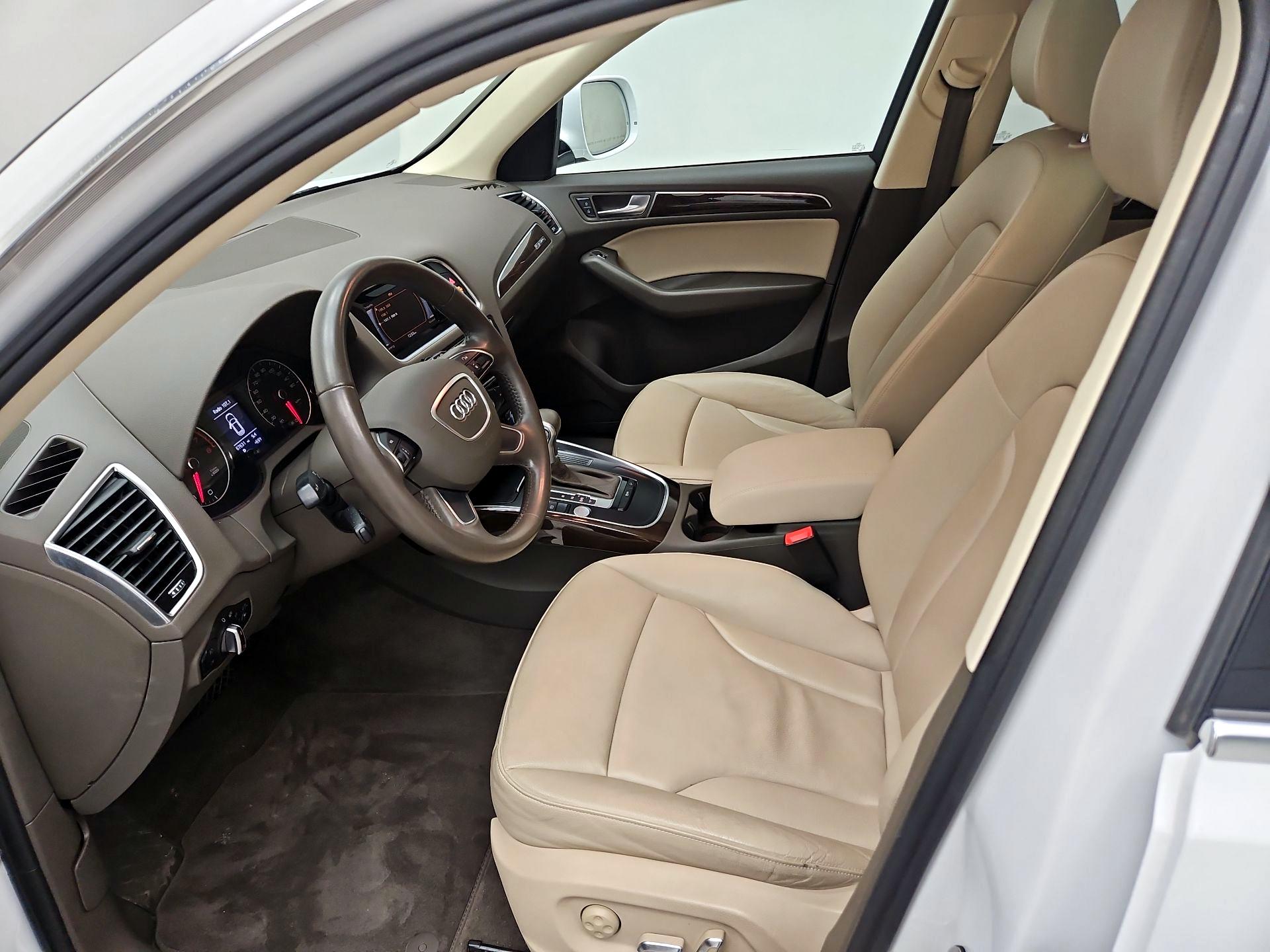 Thumbnail: 2016 Audi Q5 - 11