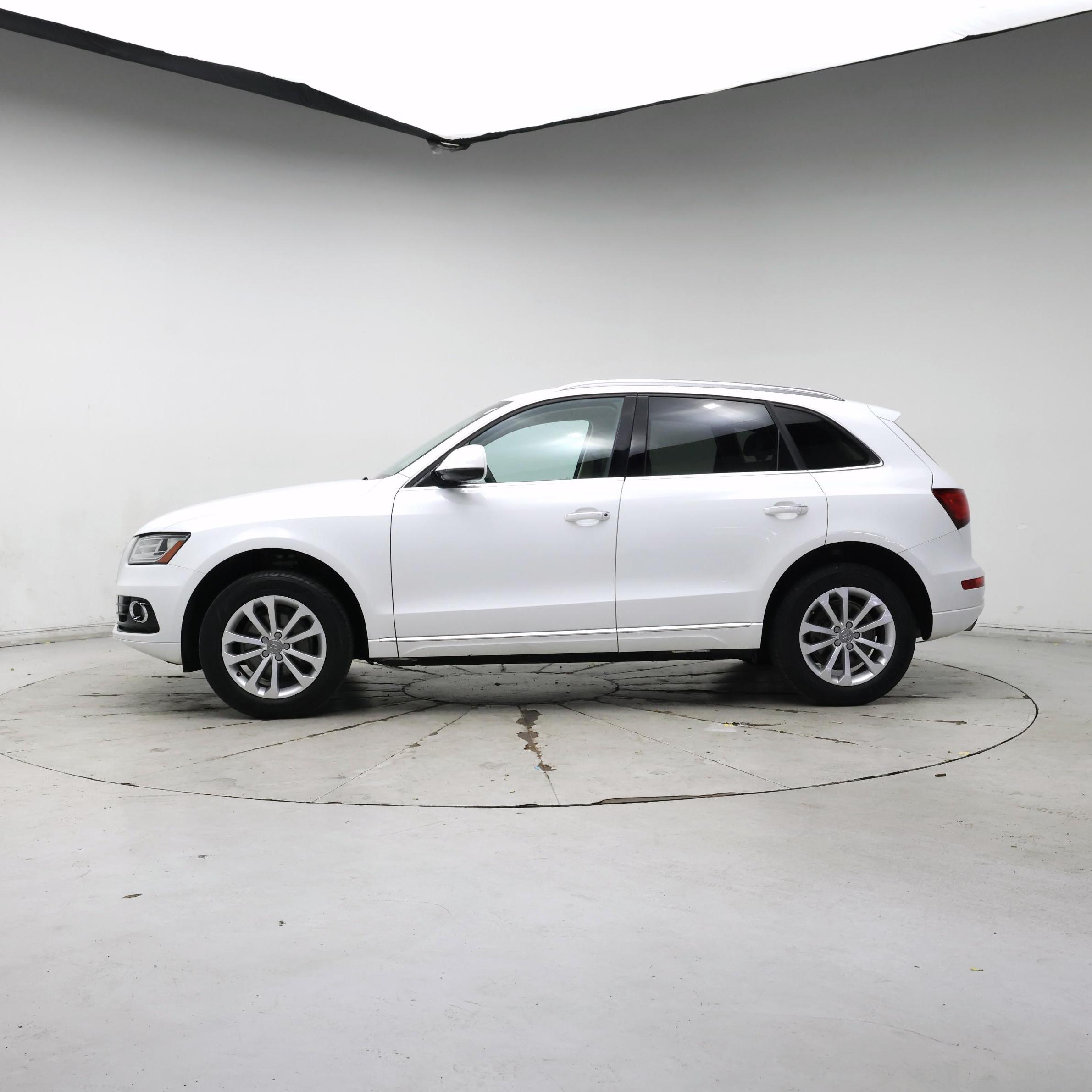 Thumbnail: 2016 Audi Q5 - 3