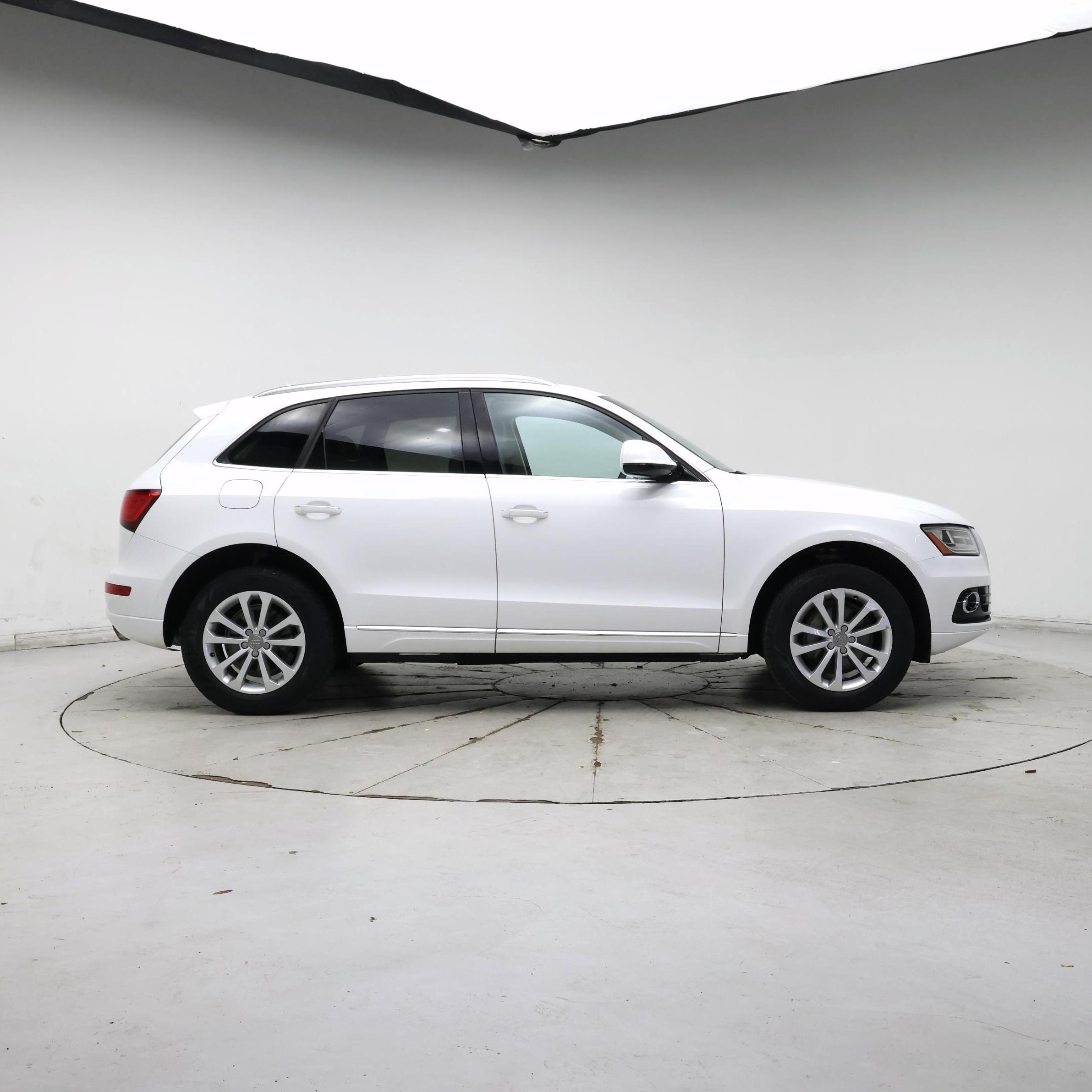 Thumbnail: 2016 Audi Q5 - 7