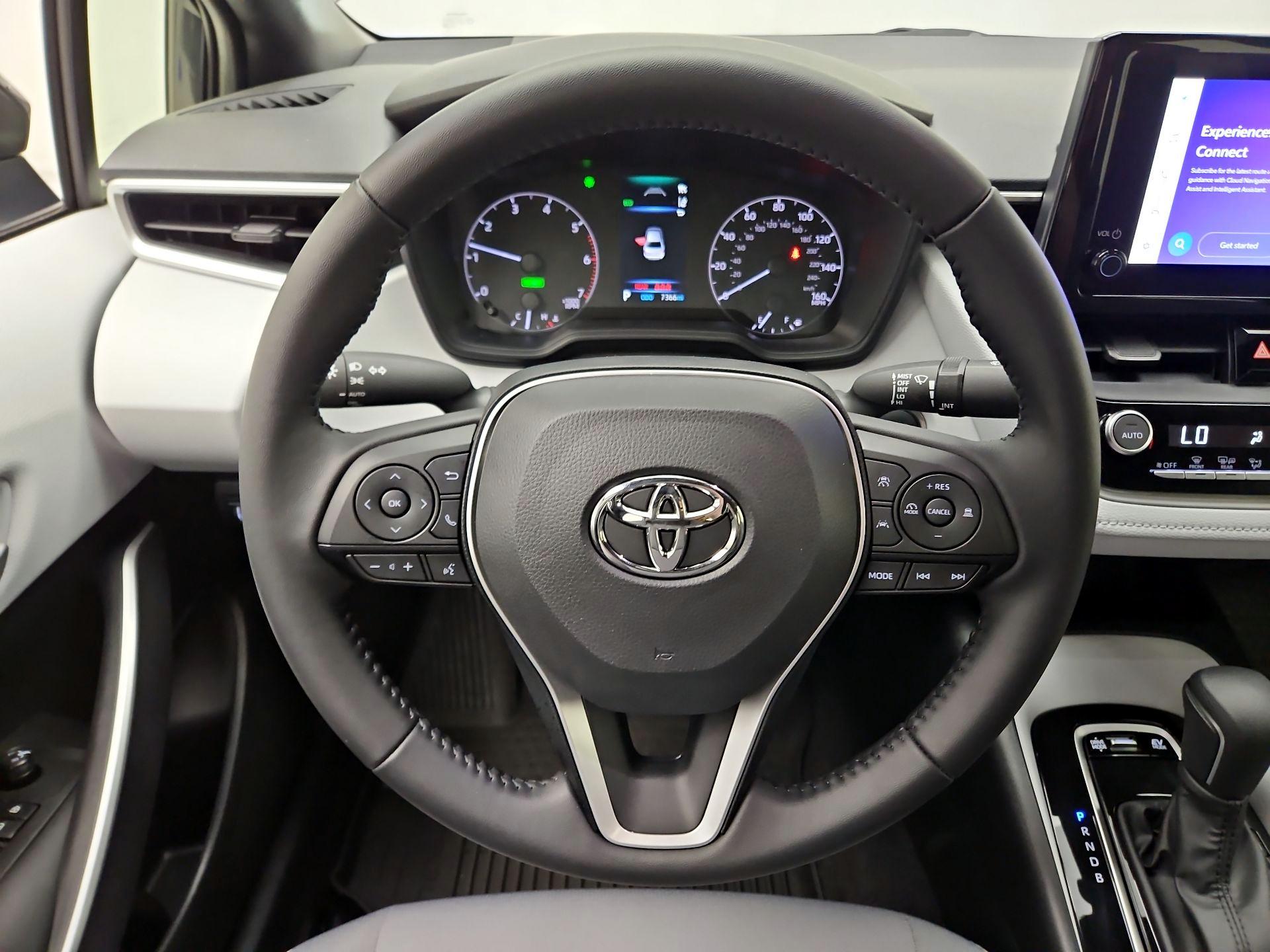 Thumbnail: 2025 Toyota Corolla - 10