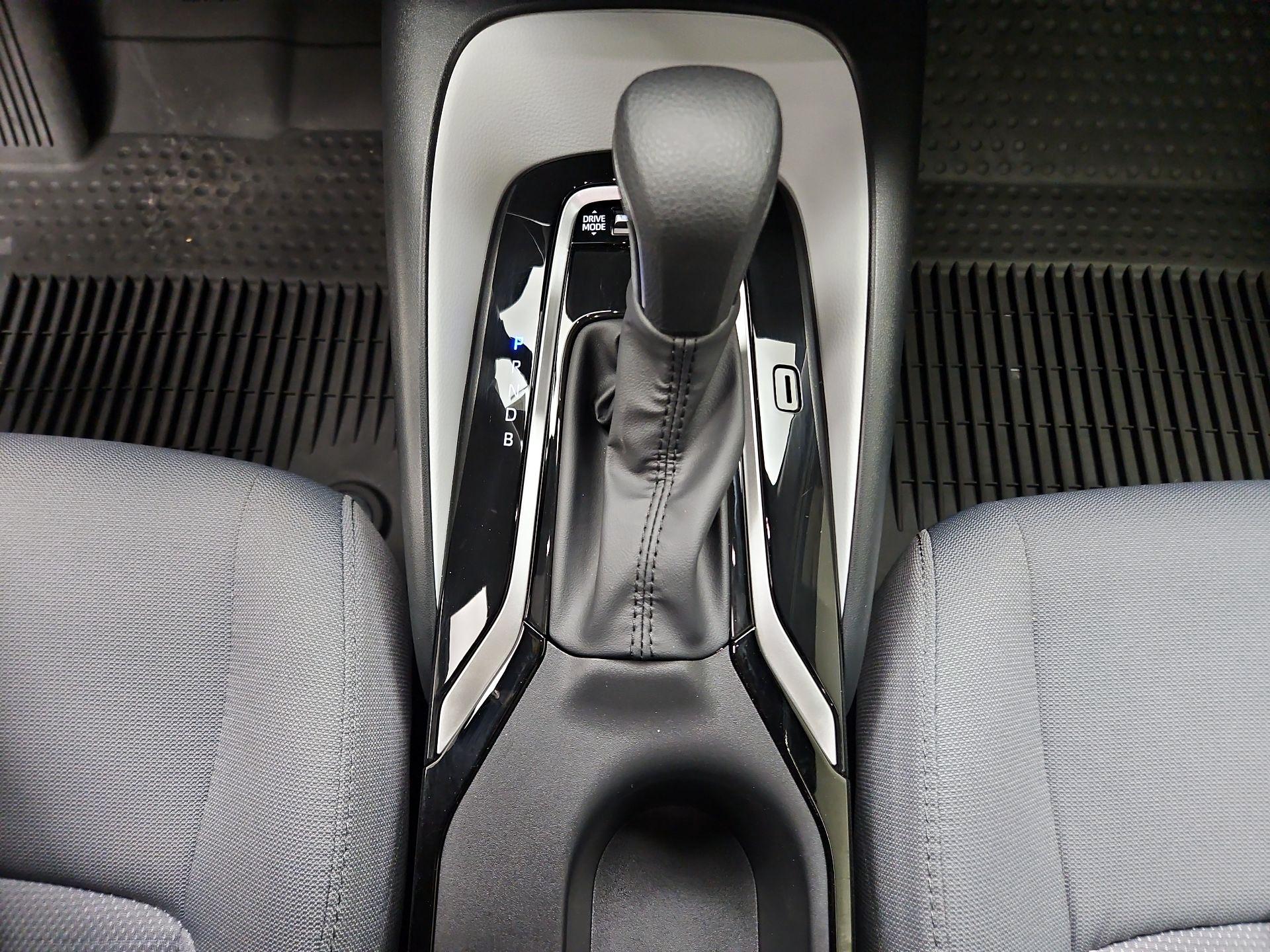 Thumbnail: 2025 Toyota Corolla - 17