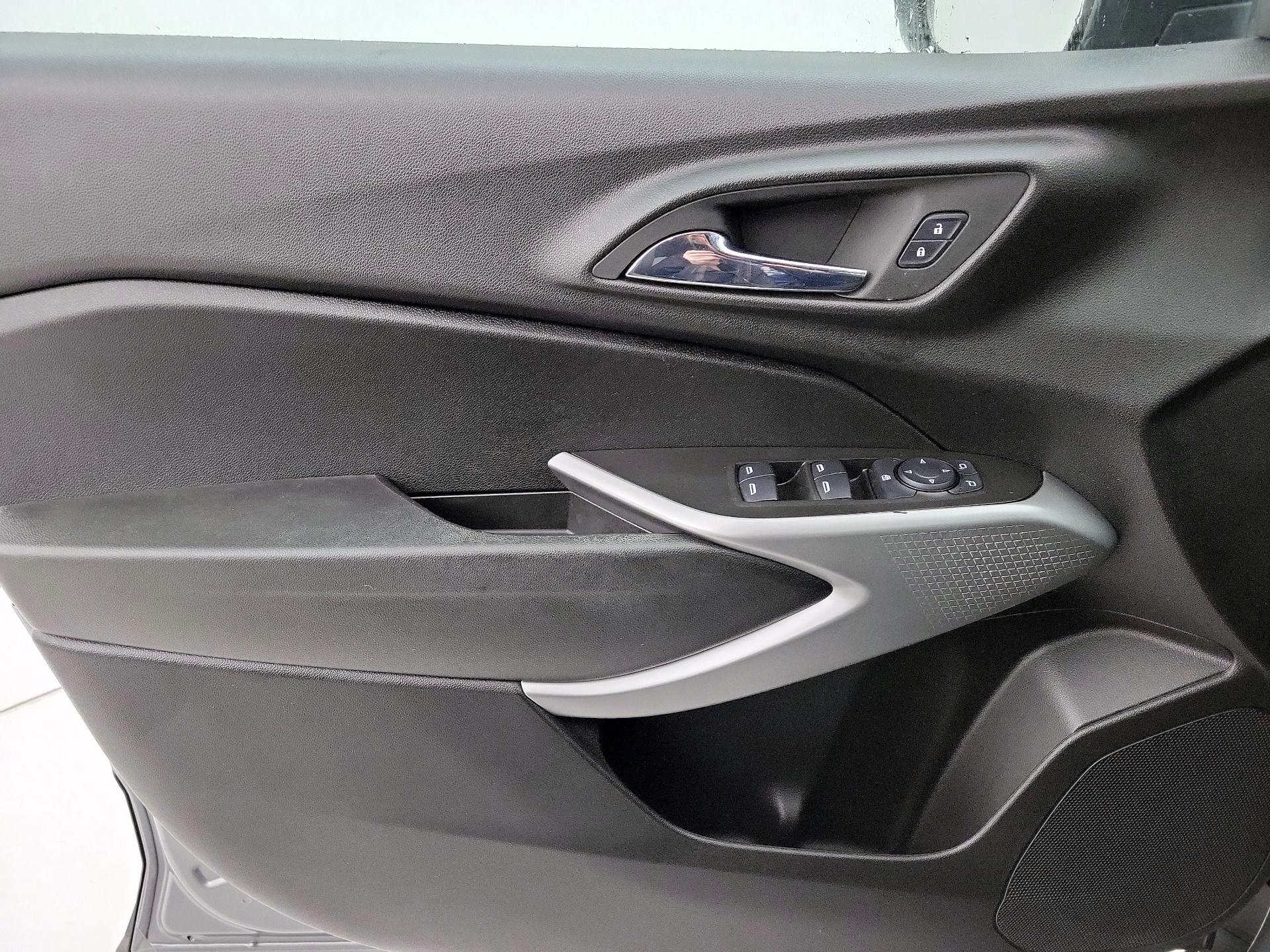 Thumbnail: 2024 Chevrolet Trax - 12