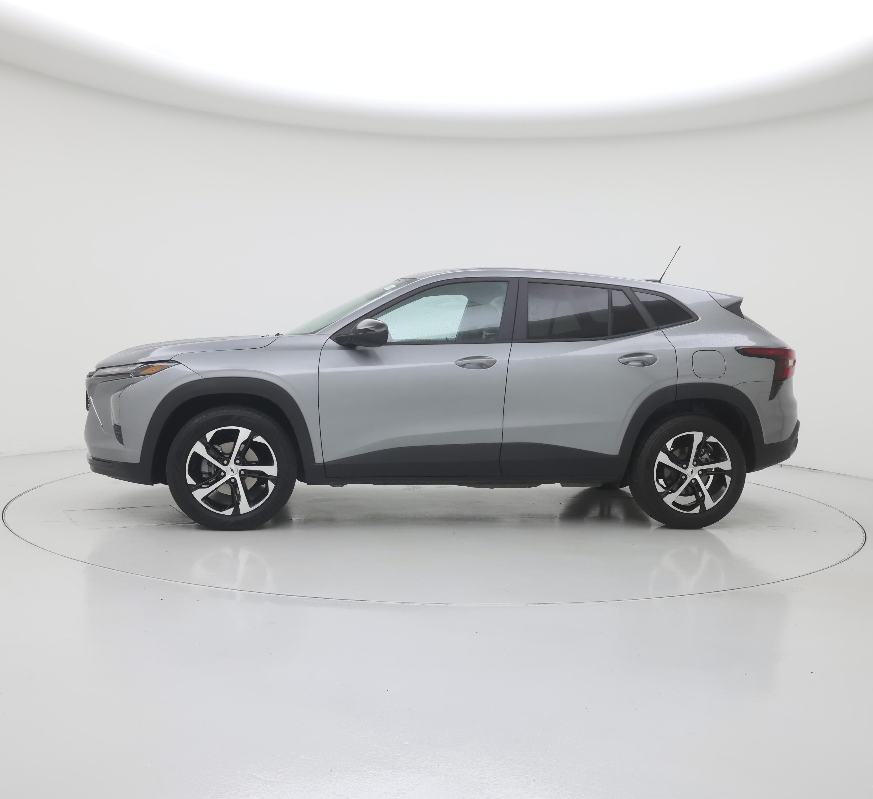 Thumbnail: 2024 Chevrolet Trax - 3