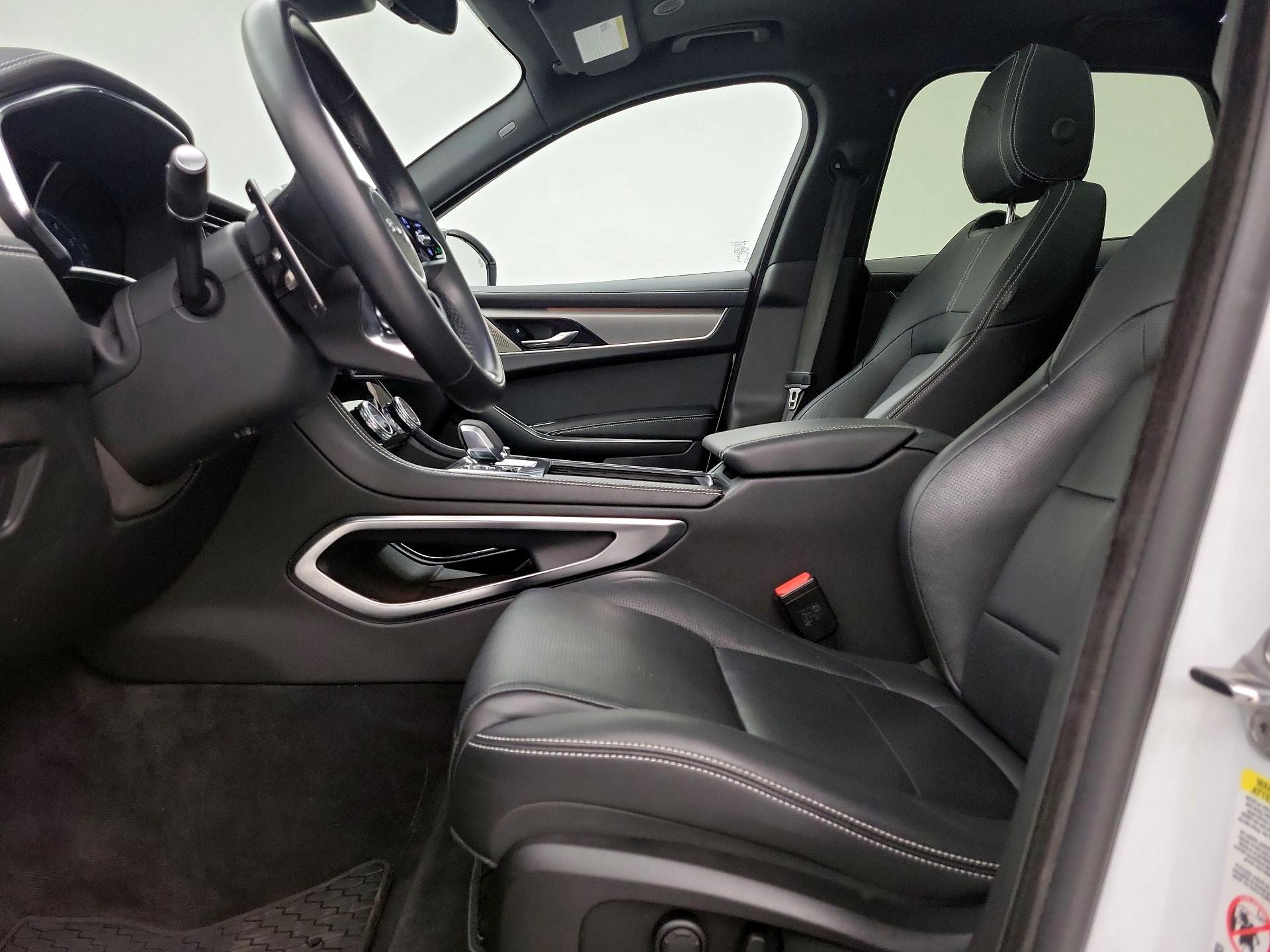 Thumbnail: 2024 Jaguar F-Pace - 11