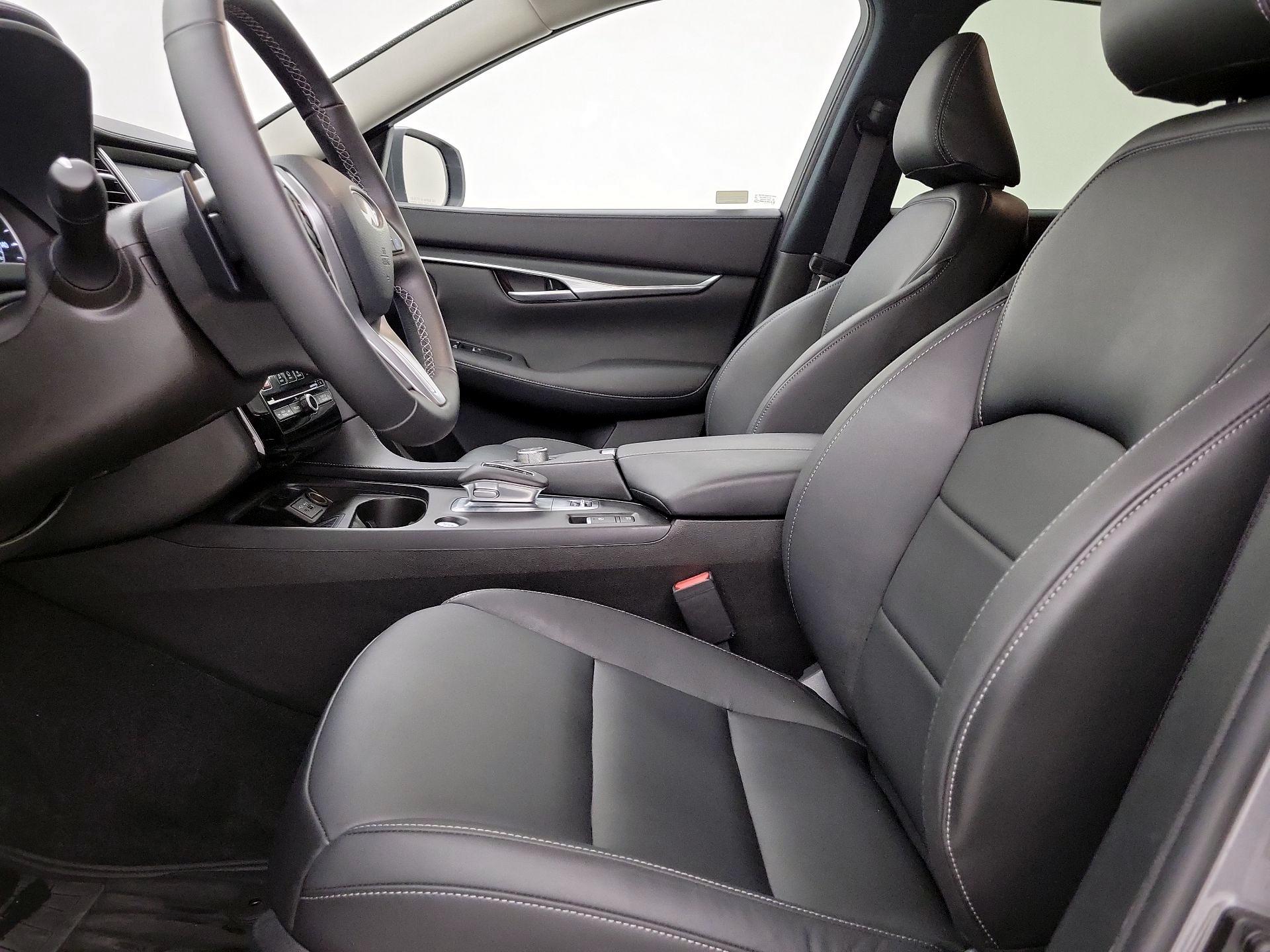 Thumbnail: 2025 INFINITI QX50 - 11