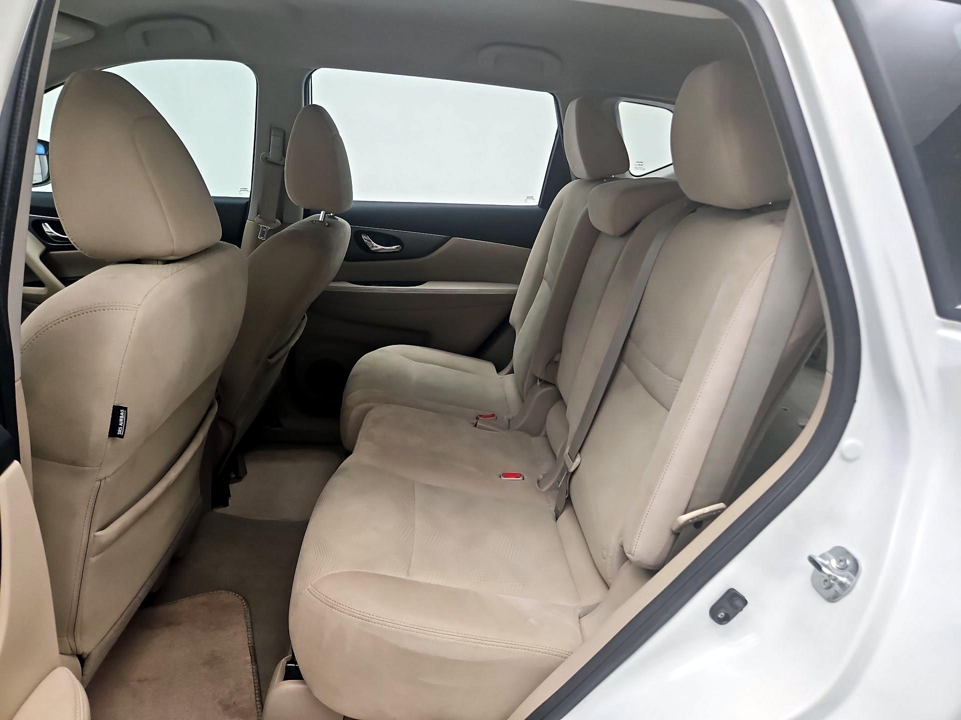 Thumbnail: 2015 Nissan Rogue - 19