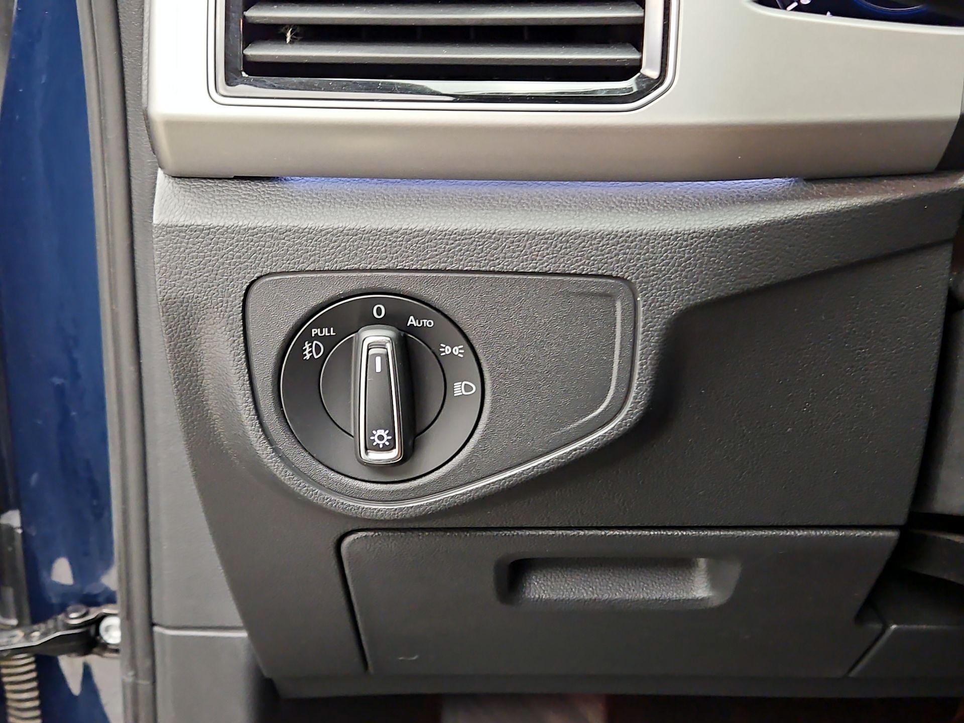 Thumbnail: 2018 Volkswagen Atlas - 13