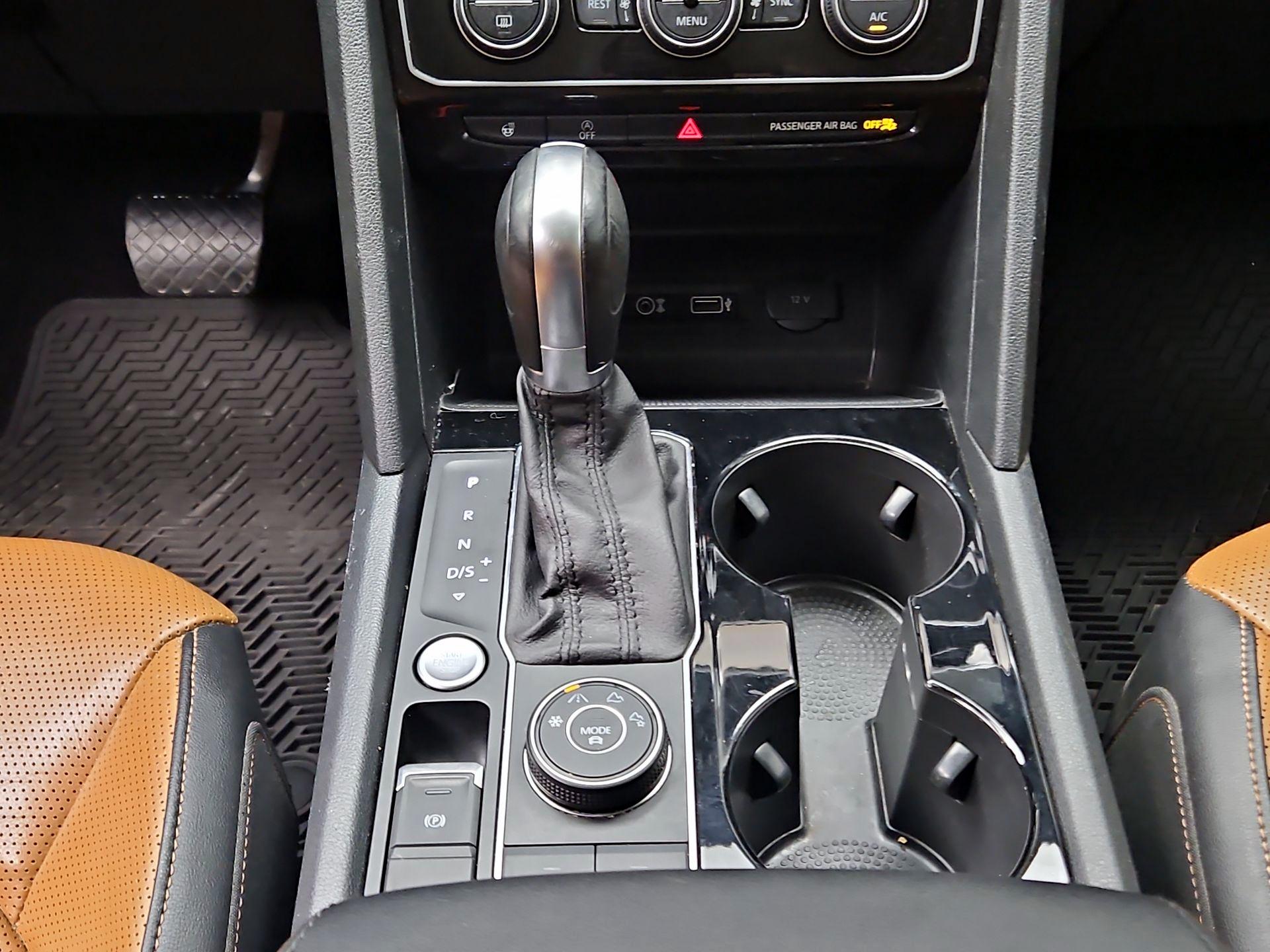 Thumbnail: 2018 Volkswagen Atlas - 17