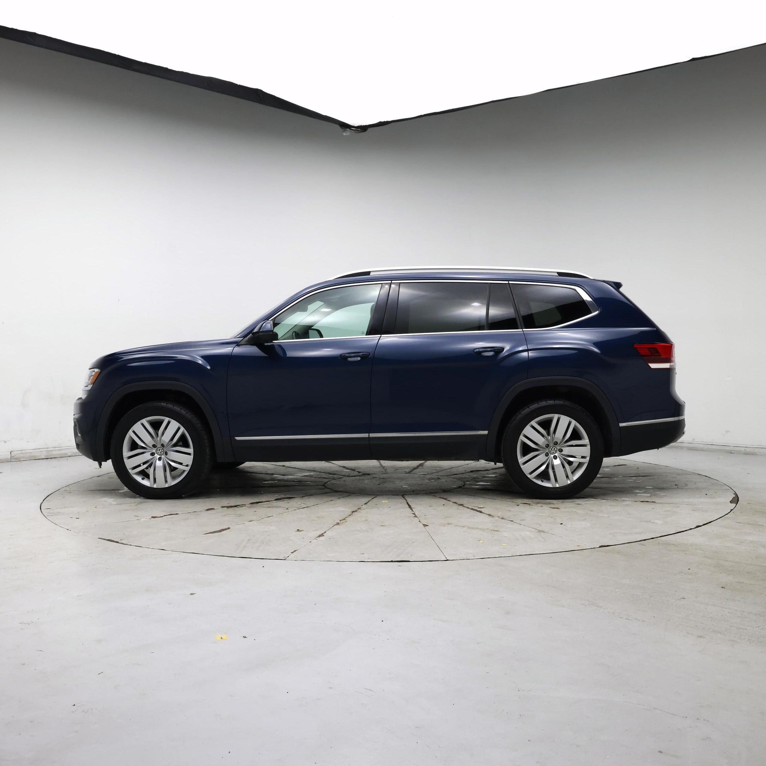 Thumbnail: 2018 Volkswagen Atlas - 3