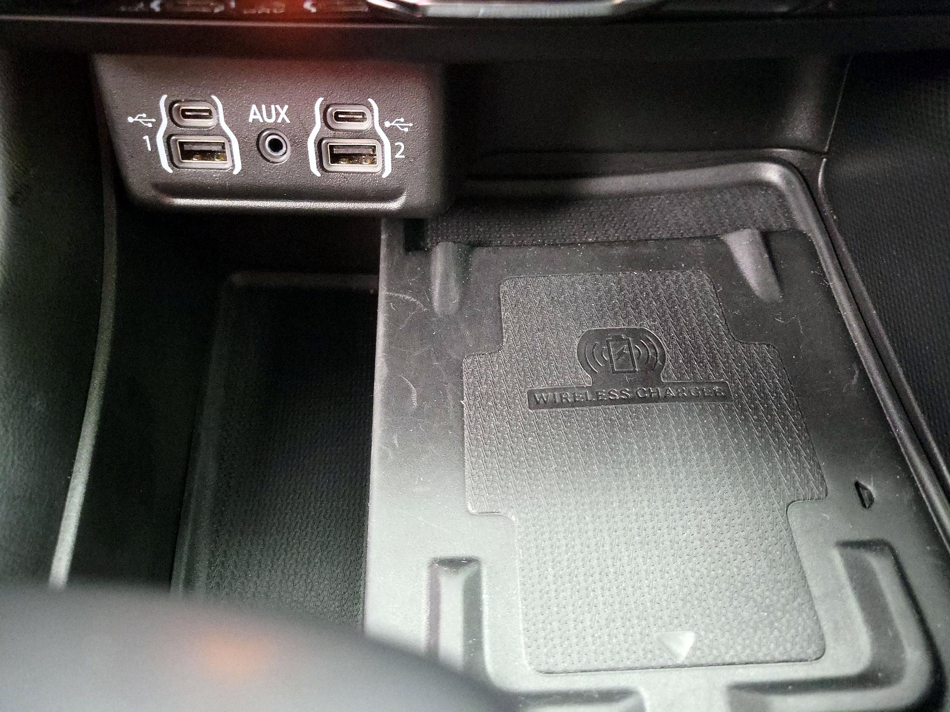 Thumbnail: 2022 Dodge Durango - 18