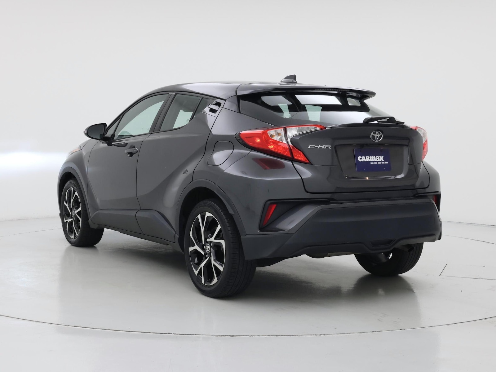 2022 Toyota C-HR XLE - Photo 3