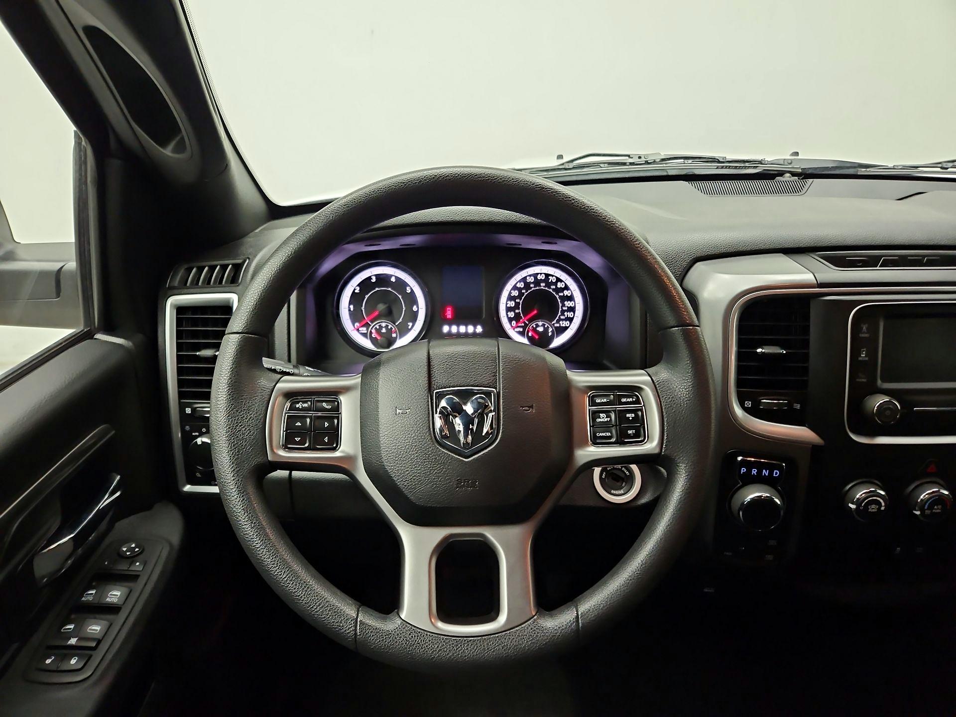 Thumbnail: 2024 RAM 1500 Classic - 10