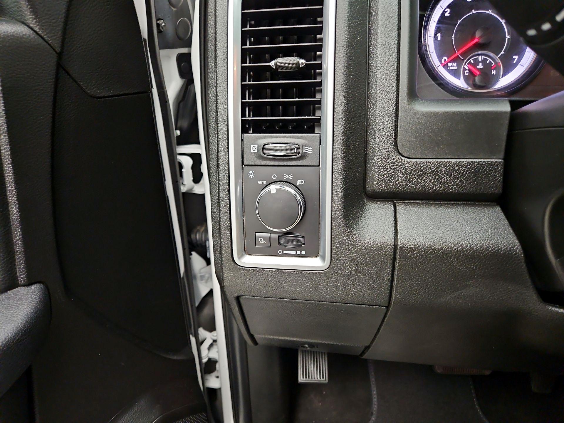 Thumbnail: 2024 RAM 1500 Classic - 13