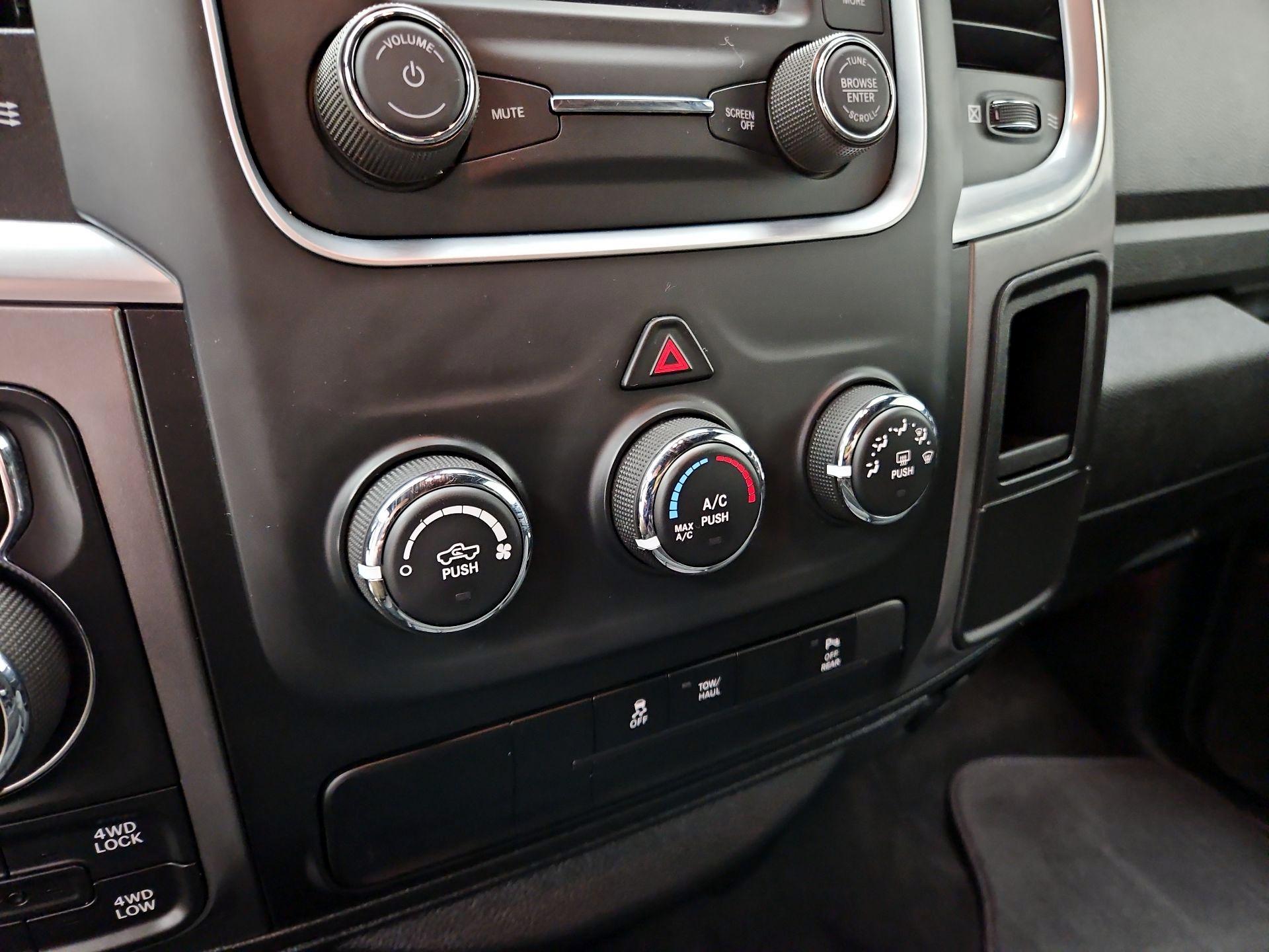 Thumbnail: 2024 RAM 1500 Classic - 16