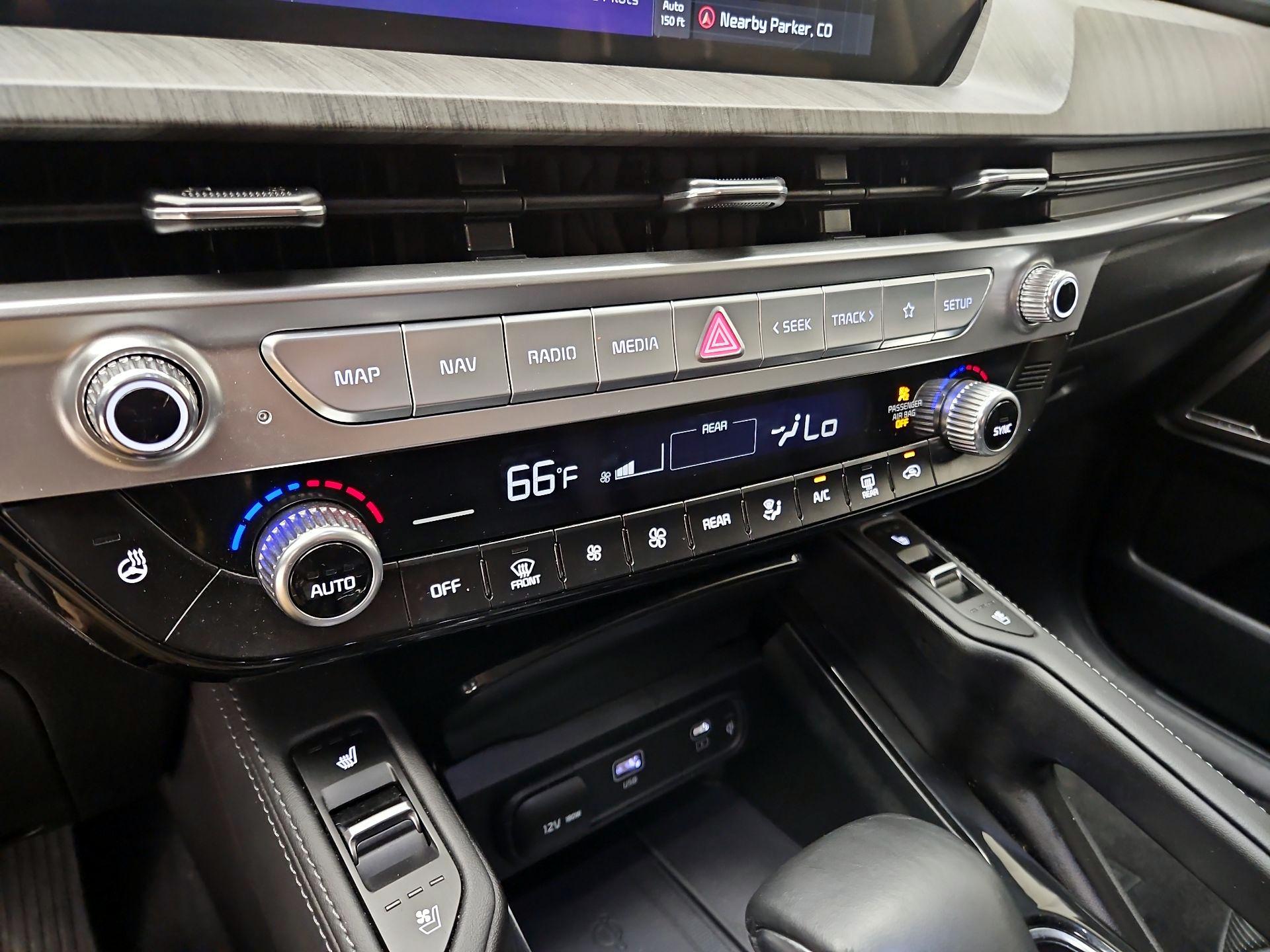 Thumbnail: 2024 Kia Telluride - 17