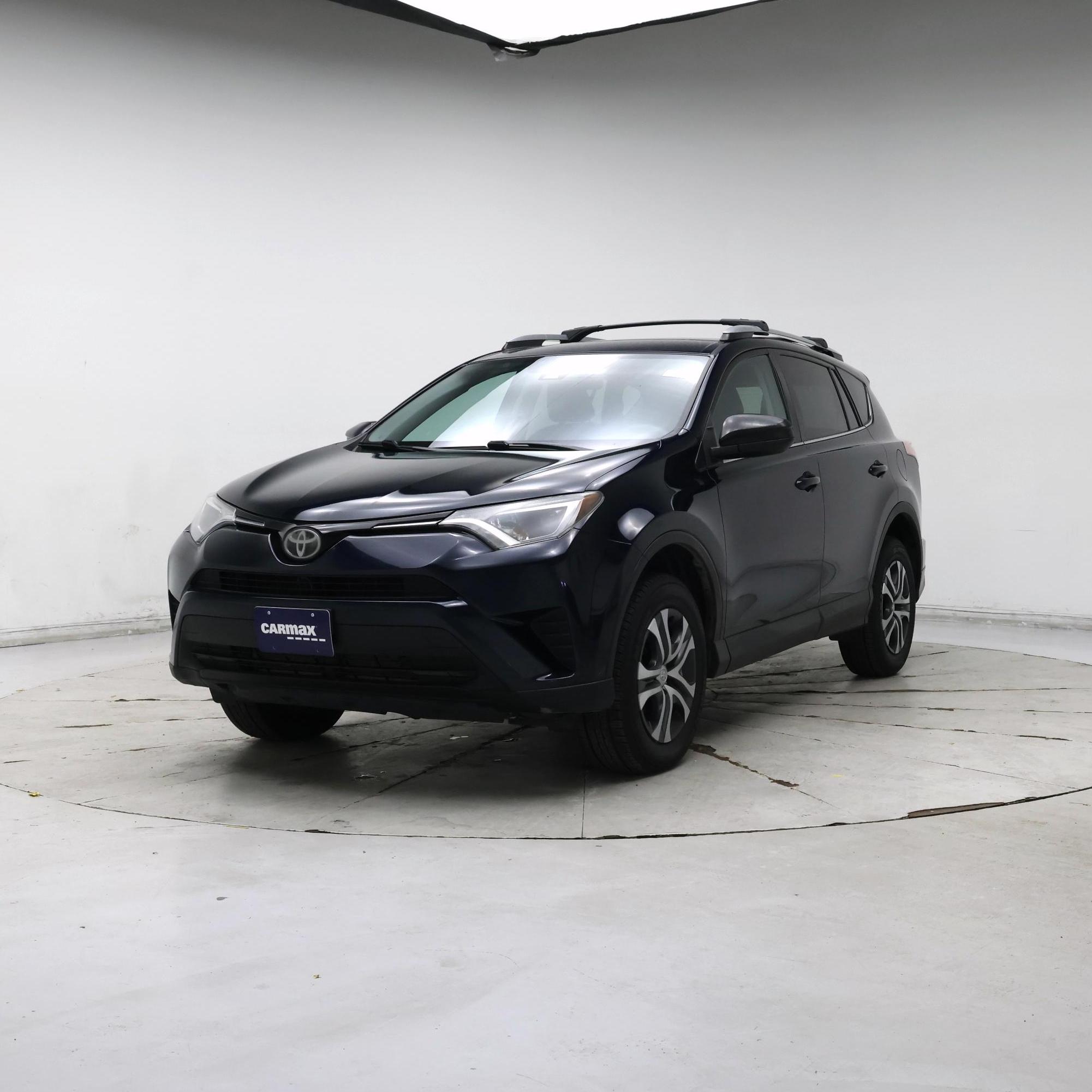 Thumbnail: 2018 Toyota RAV4 - 4