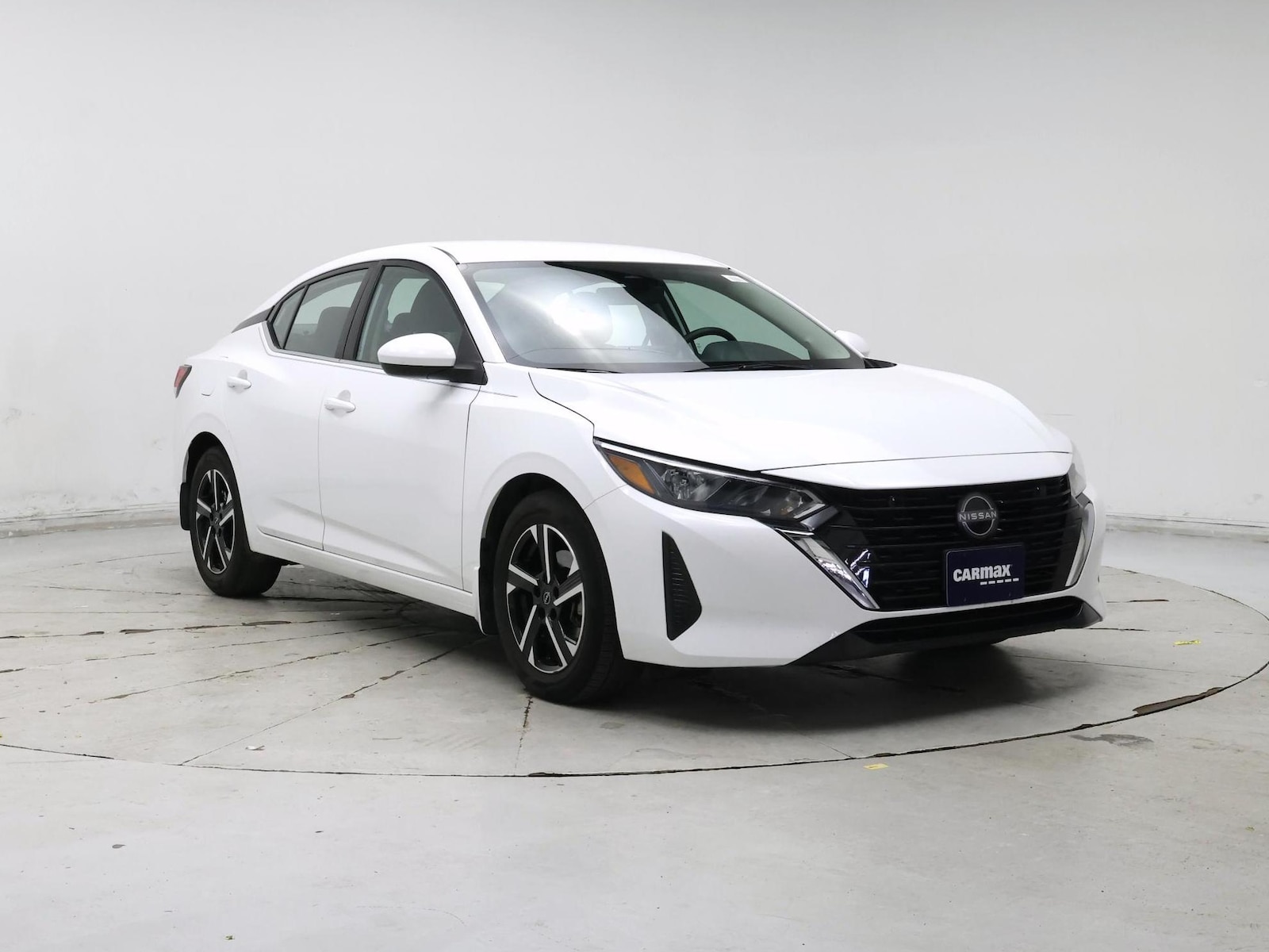 2024 Nissan Sentra SV - Photo 2