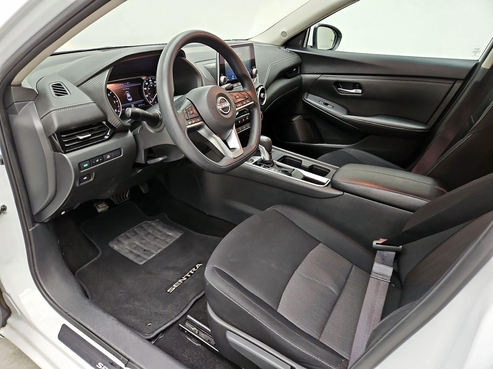 2024 Nissan Sentra SV - Photo 12