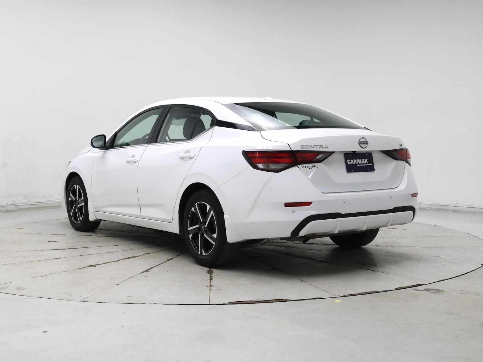 2024 Nissan Sentra SV - Photo 3