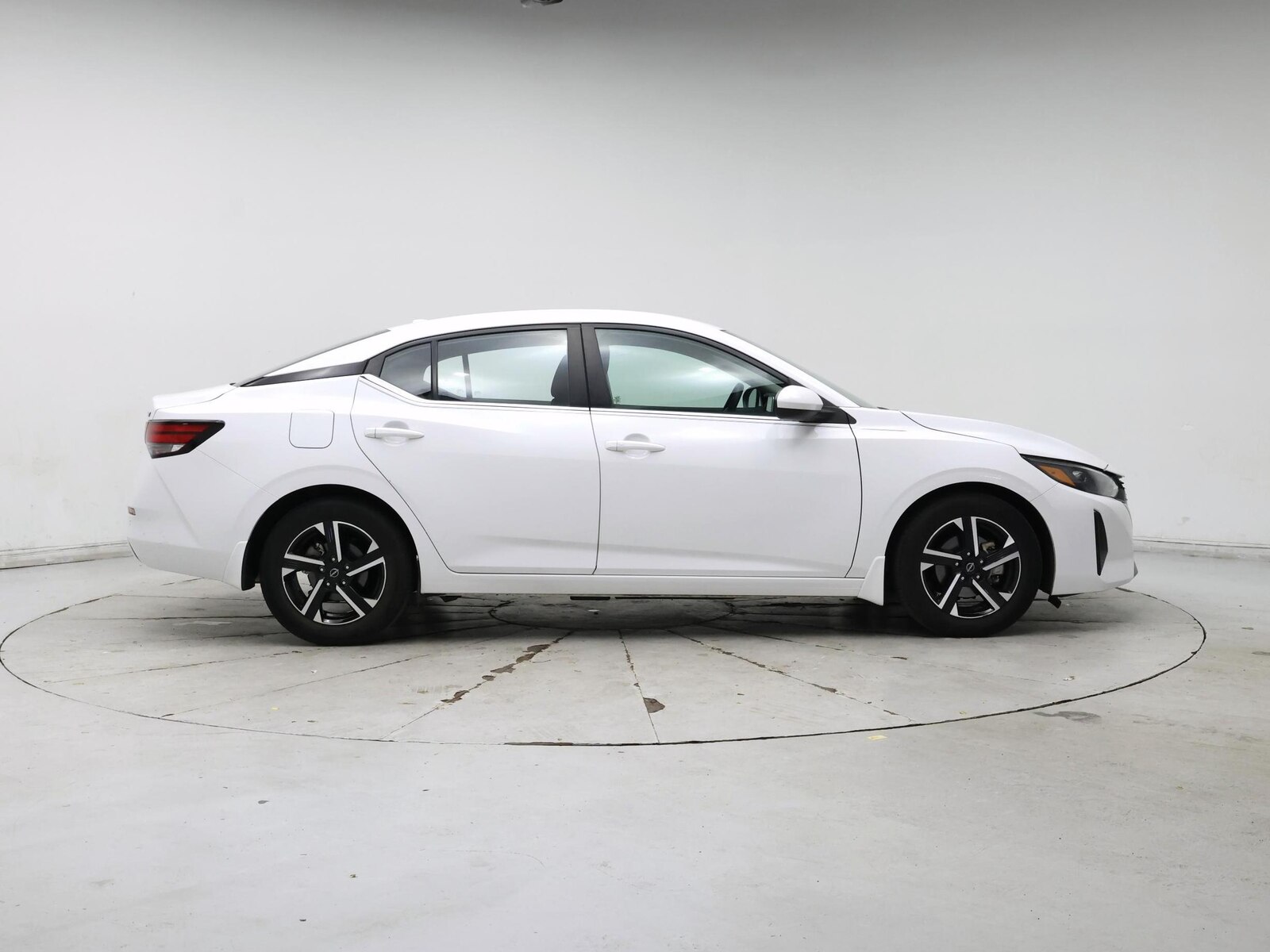 2024 Nissan Sentra SV - Photo 8