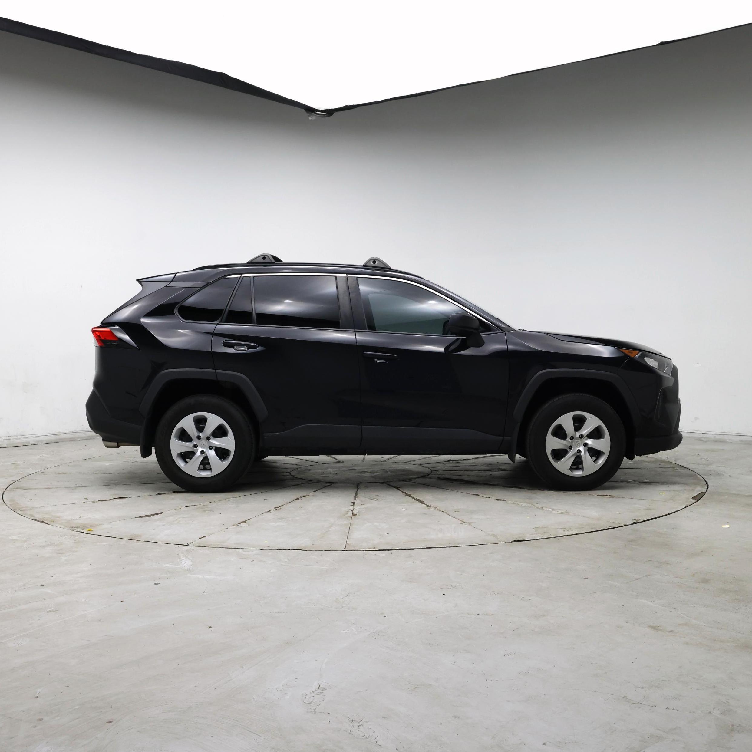 Thumbnail: 2020 Toyota RAV4 - 7