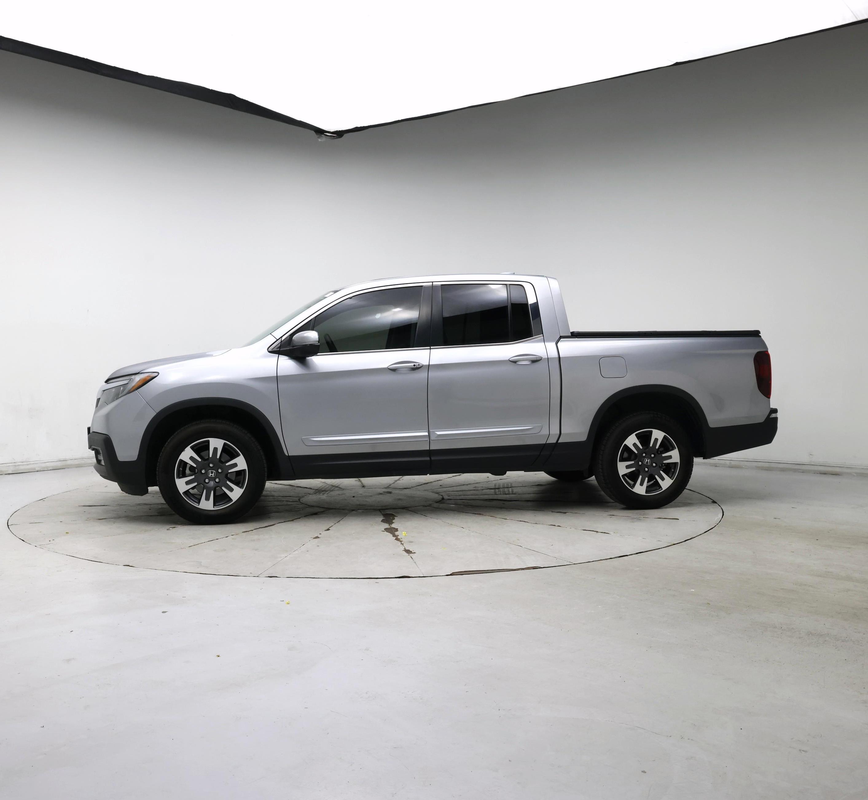 Thumbnail: 2019 Honda Ridgeline - 3