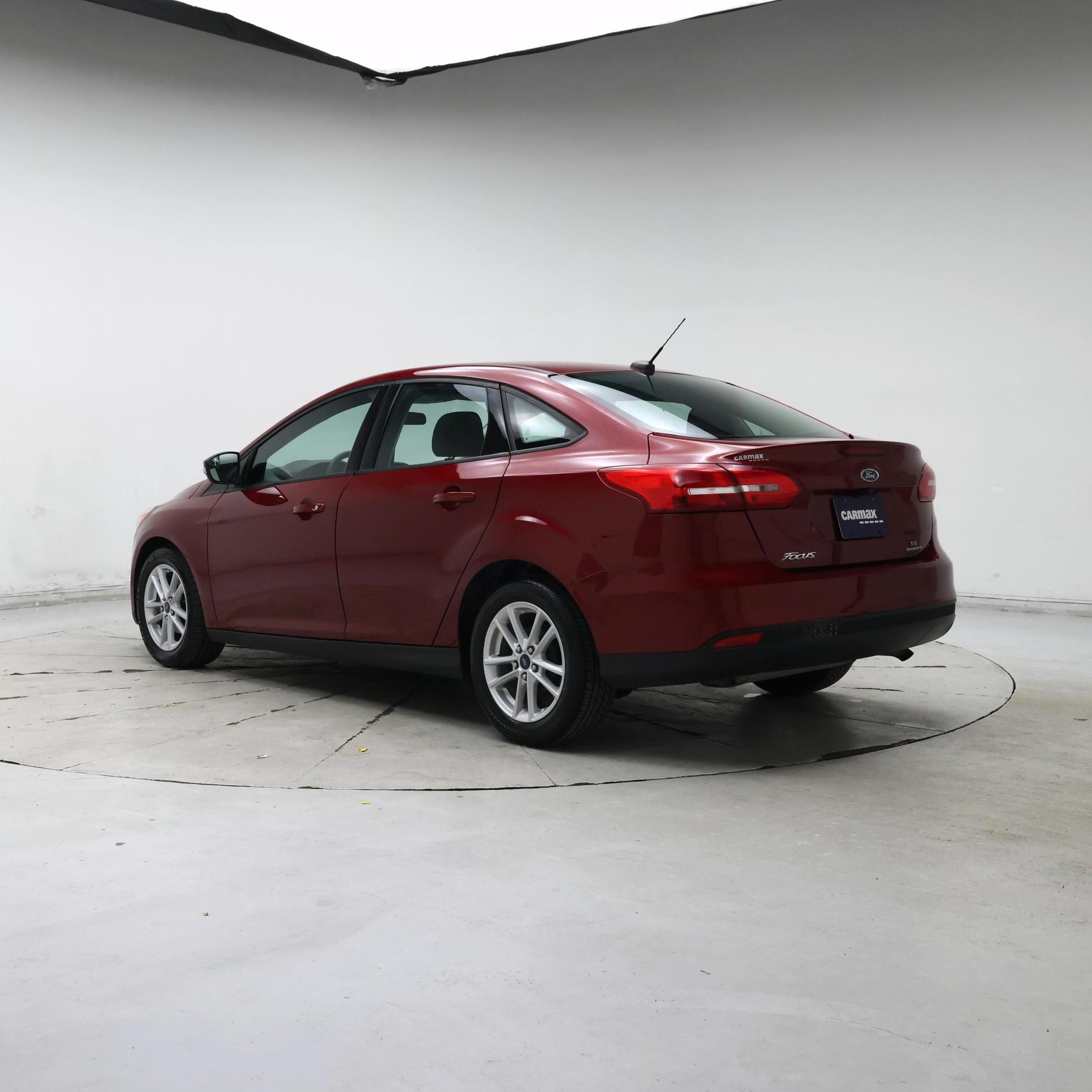 Thumbnail: 2015 Ford Focus - 2