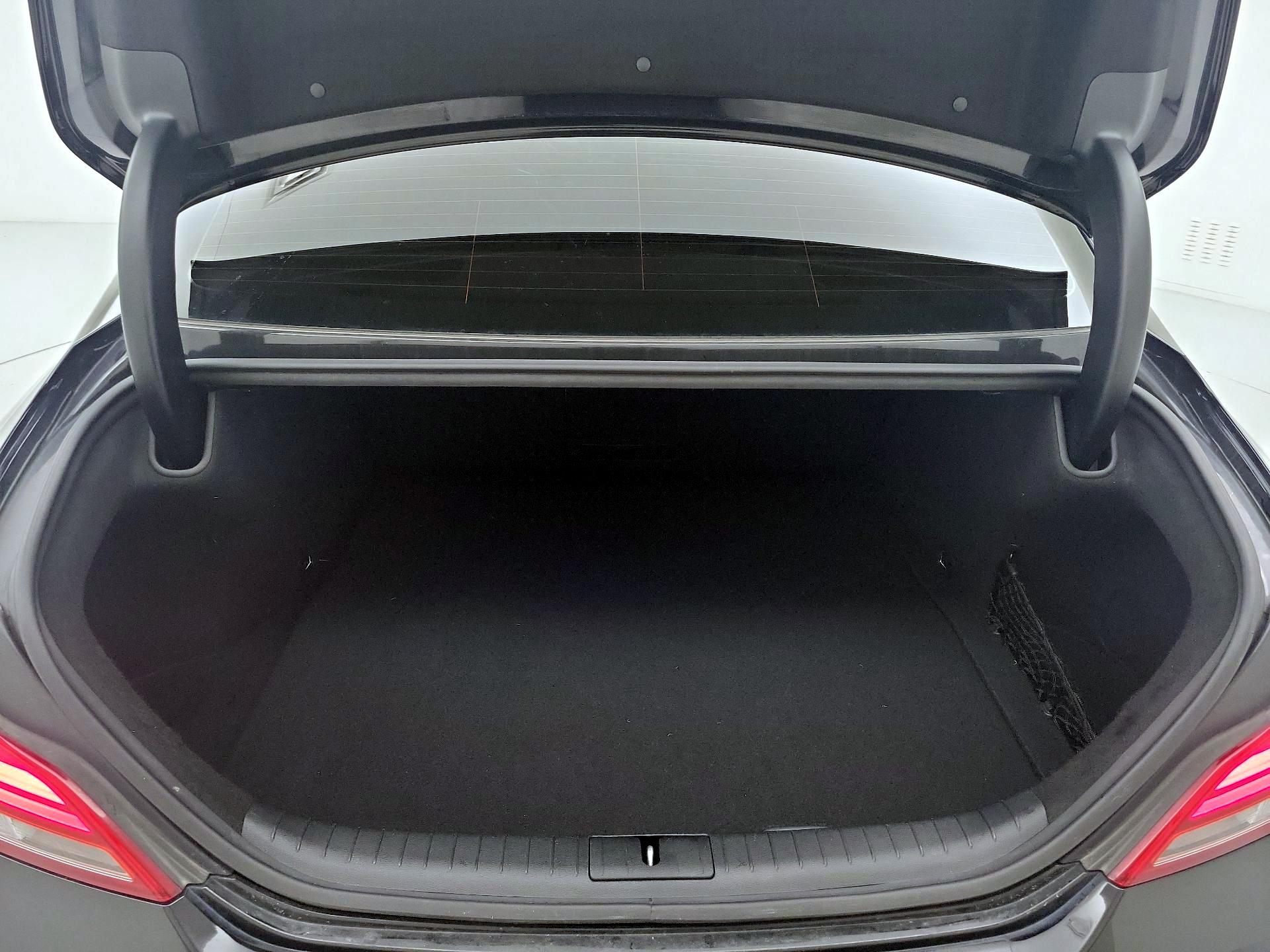 Thumbnail: 2020 Genesis G70 - 20