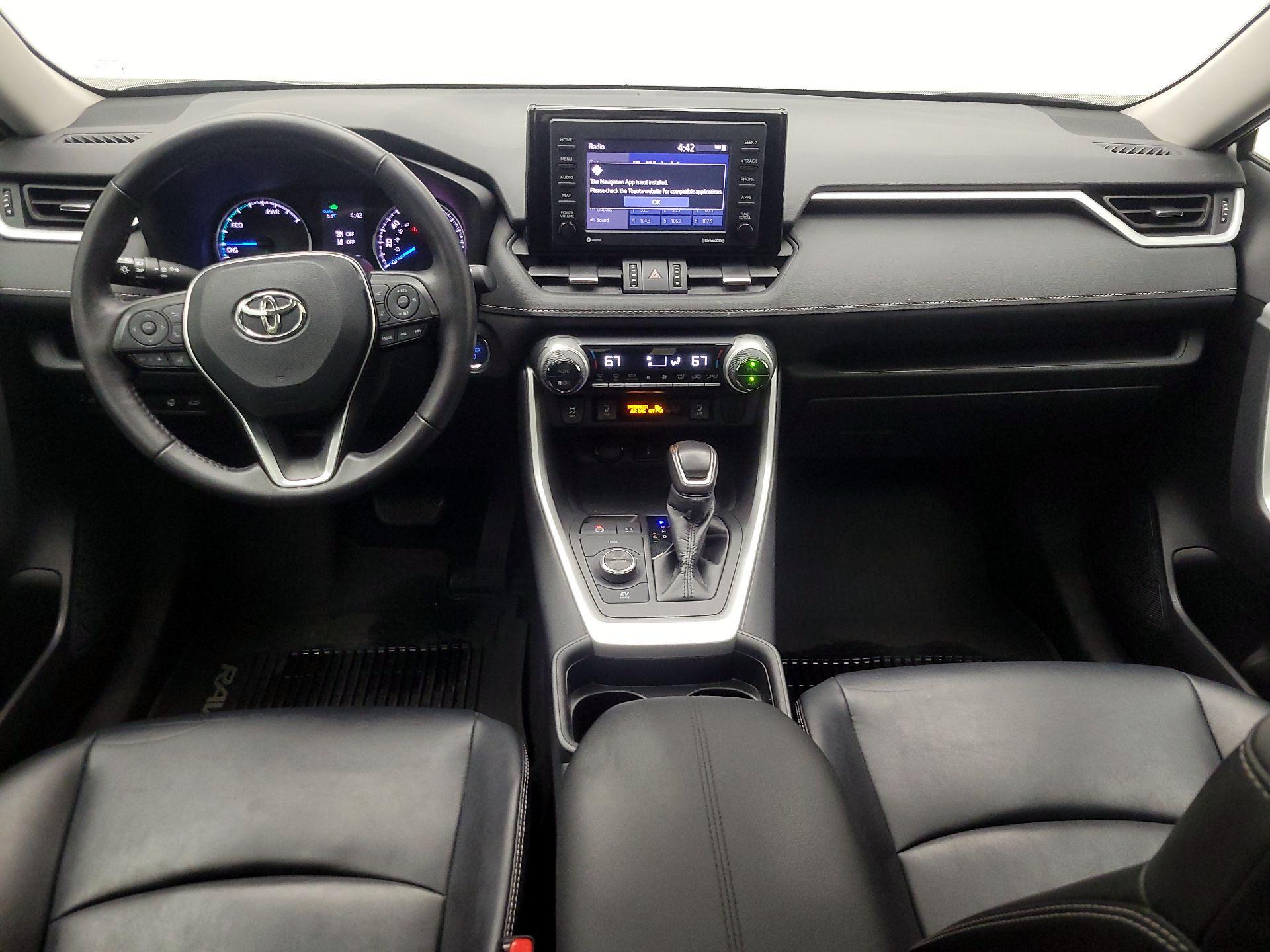 Thumbnail: 2021 Toyota RAV4 - 9