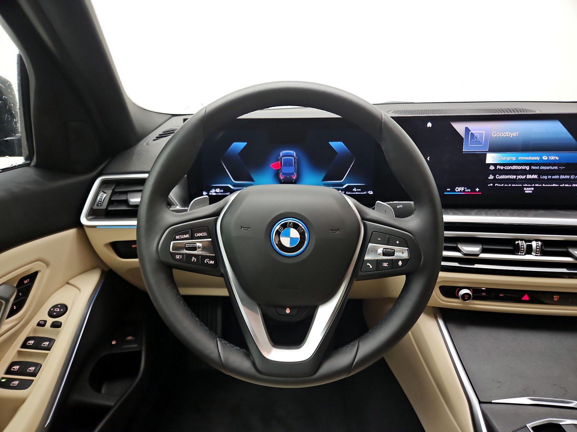Thumbnail: 2023 BMW 3 Series - 10