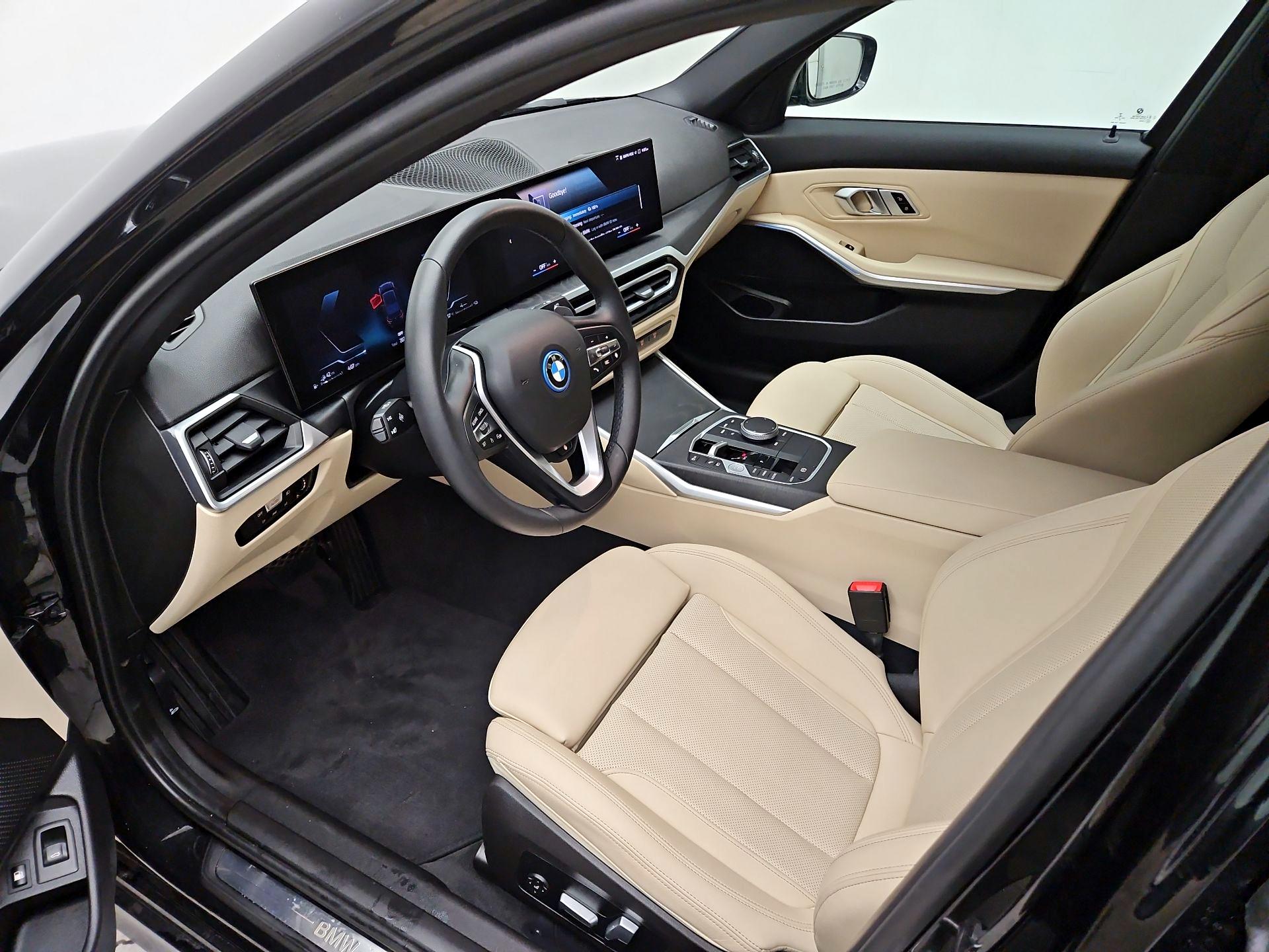 Thumbnail: 2023 BMW 3 Series - 11