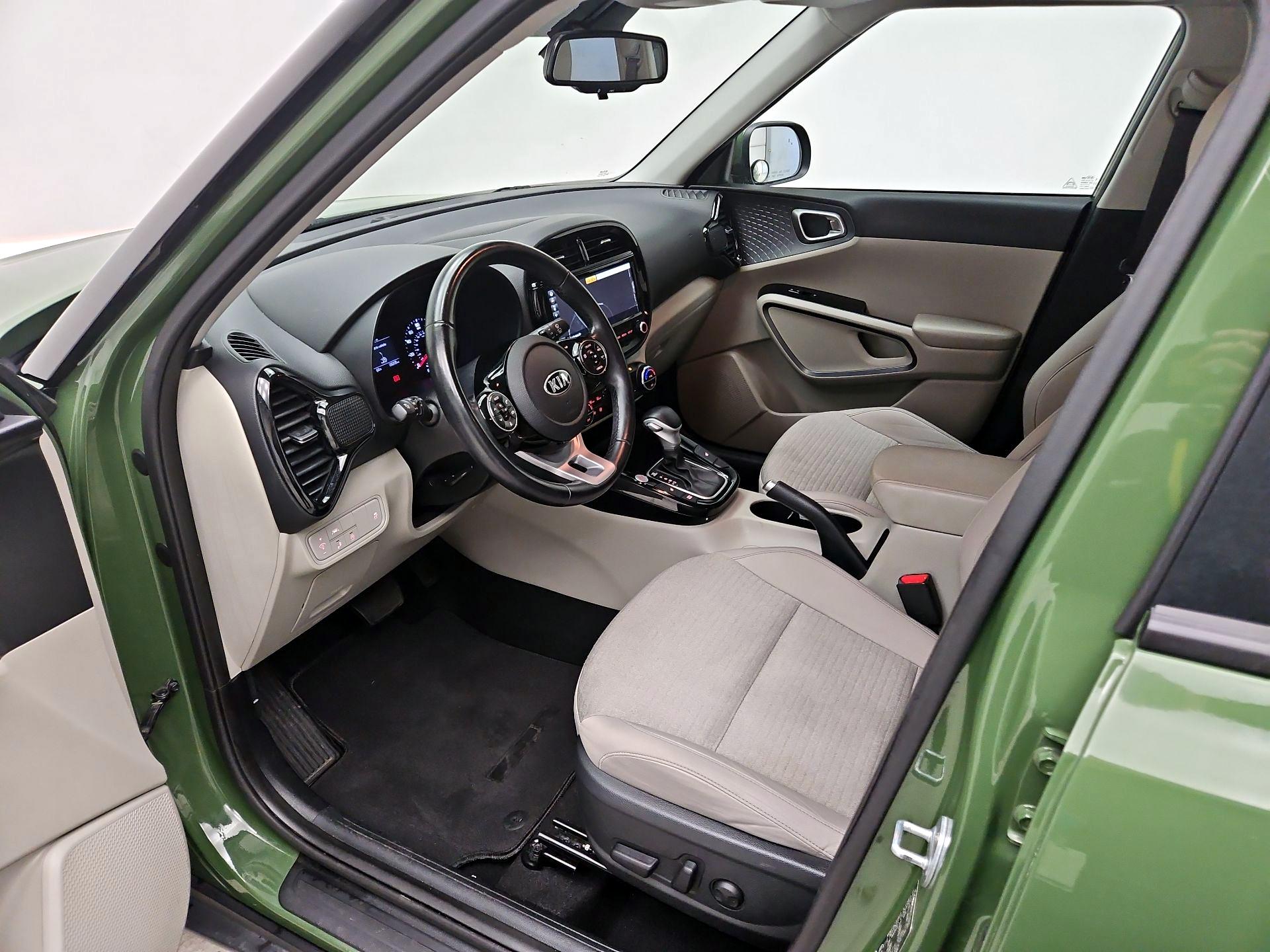 Thumbnail: 2020 Kia Soul - 11