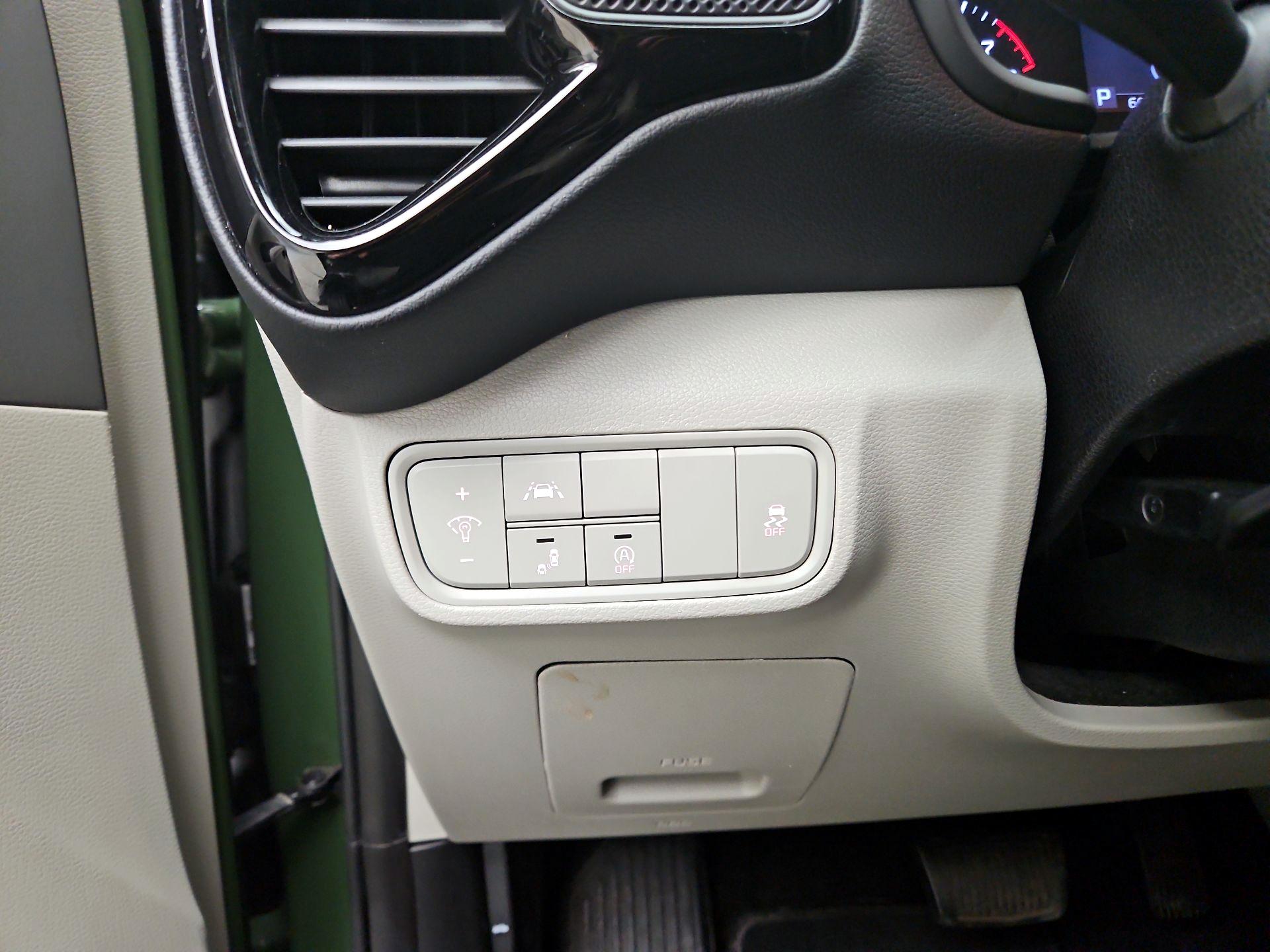 Thumbnail: 2020 Kia Soul - 13