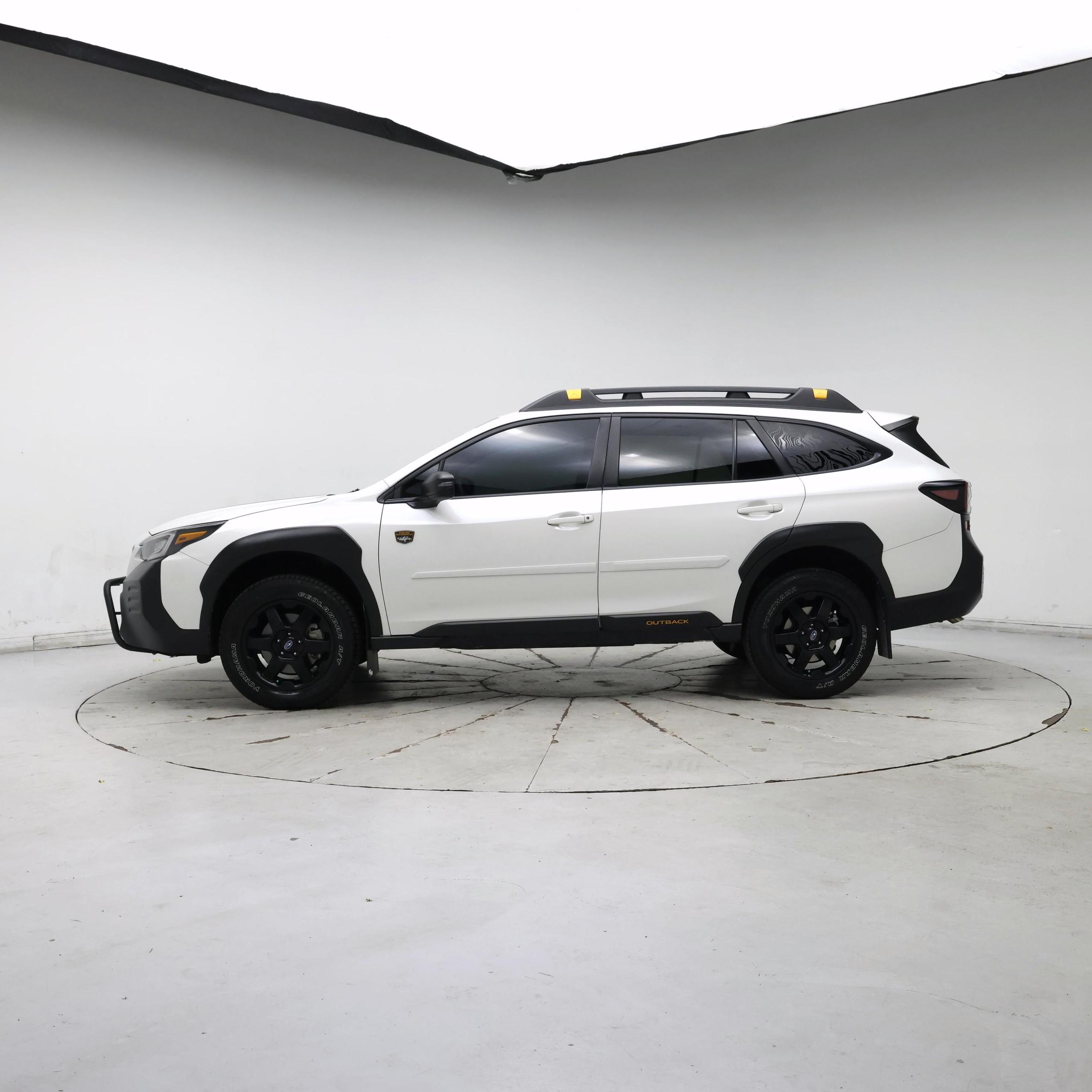 Thumbnail: 2022 Subaru Outback - 3