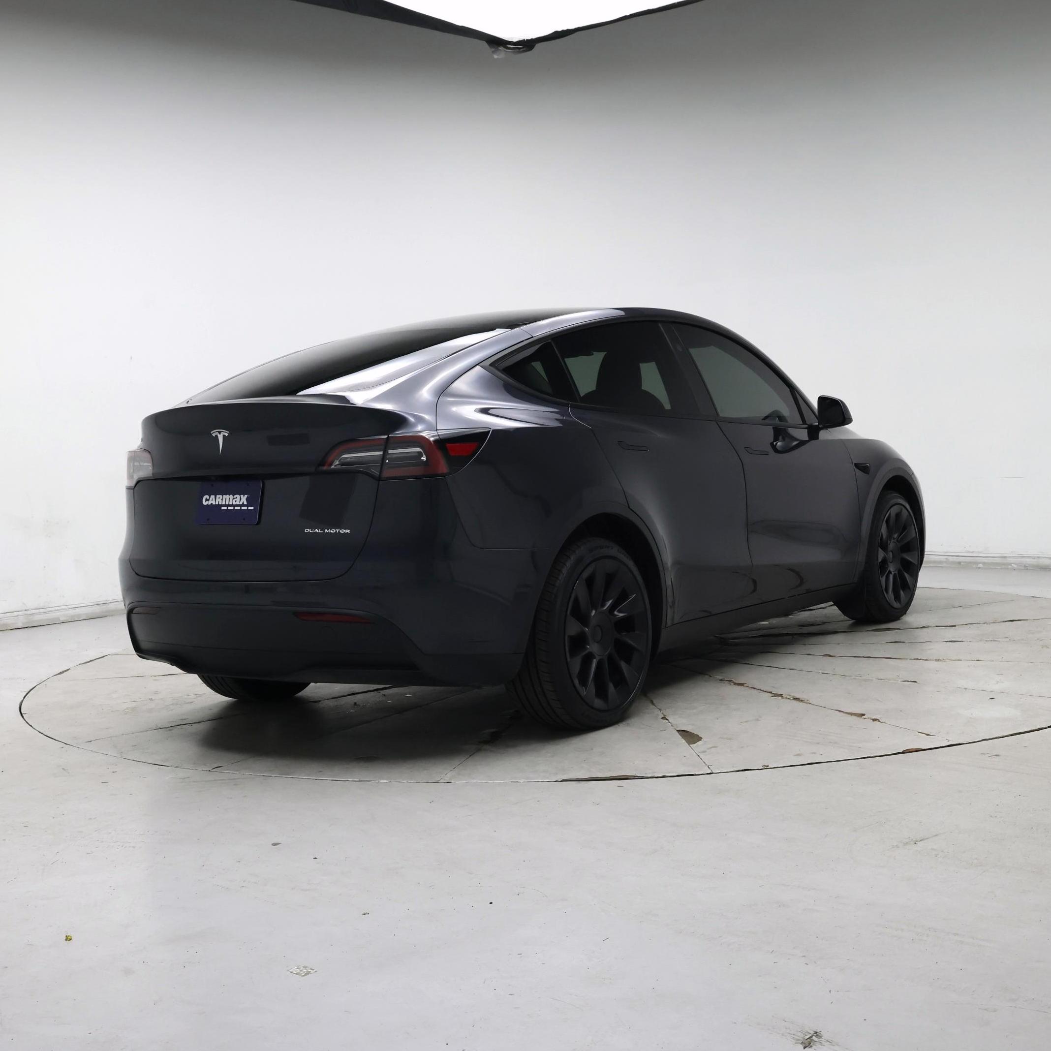 Thumbnail: 2024 Tesla Model Y - 8