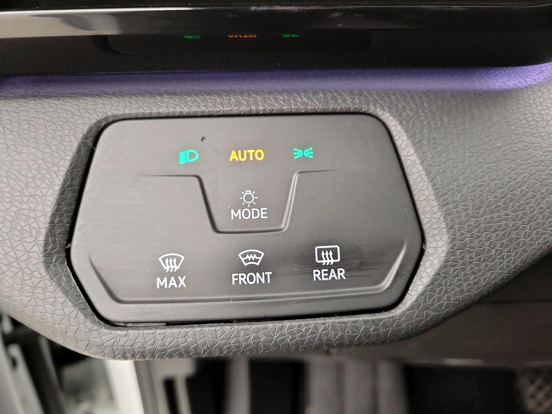 Thumbnail: 2023 Volkswagen ID.4 - 11