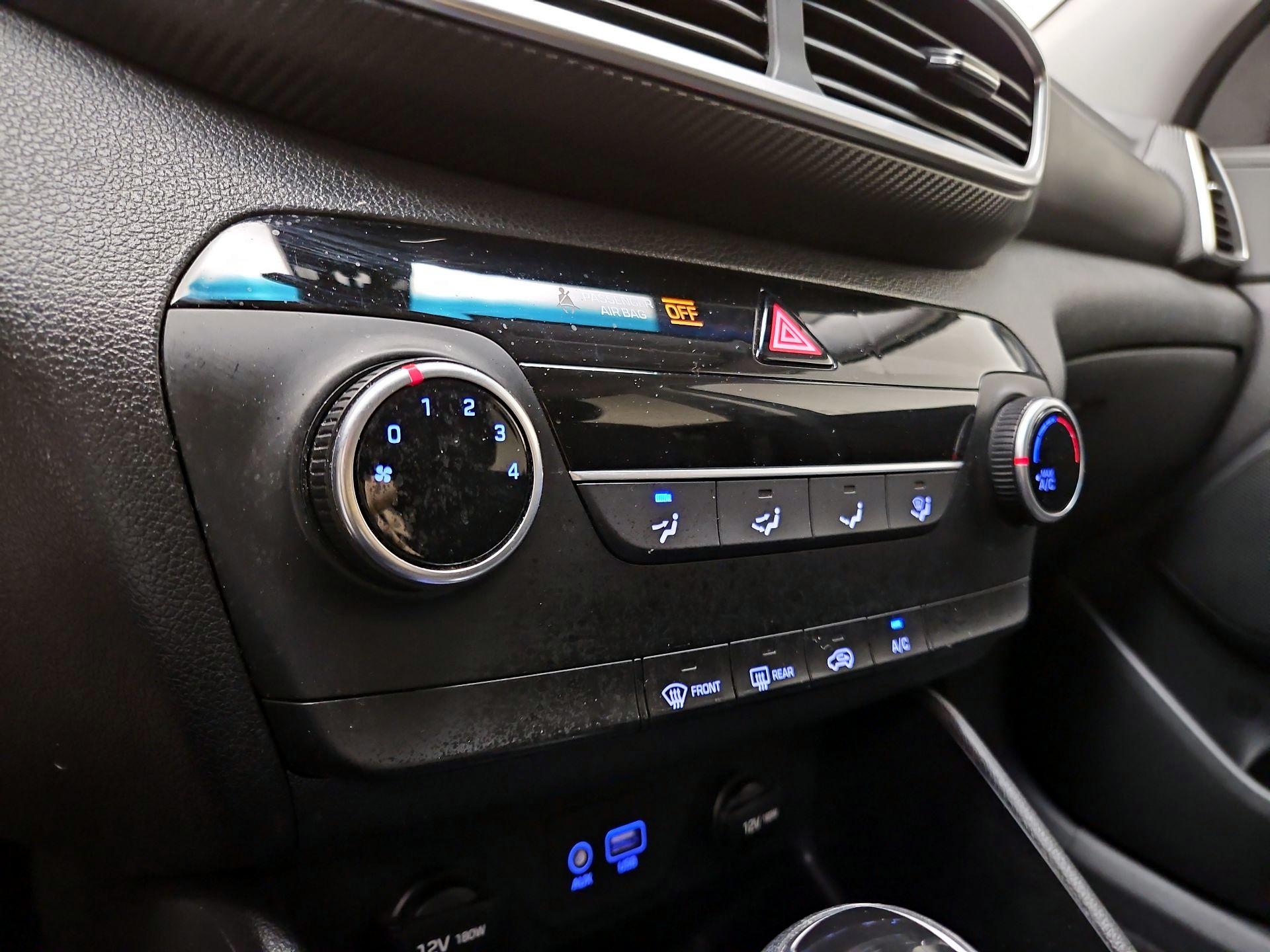 Thumbnail: 2019 Hyundai Tucson - 16