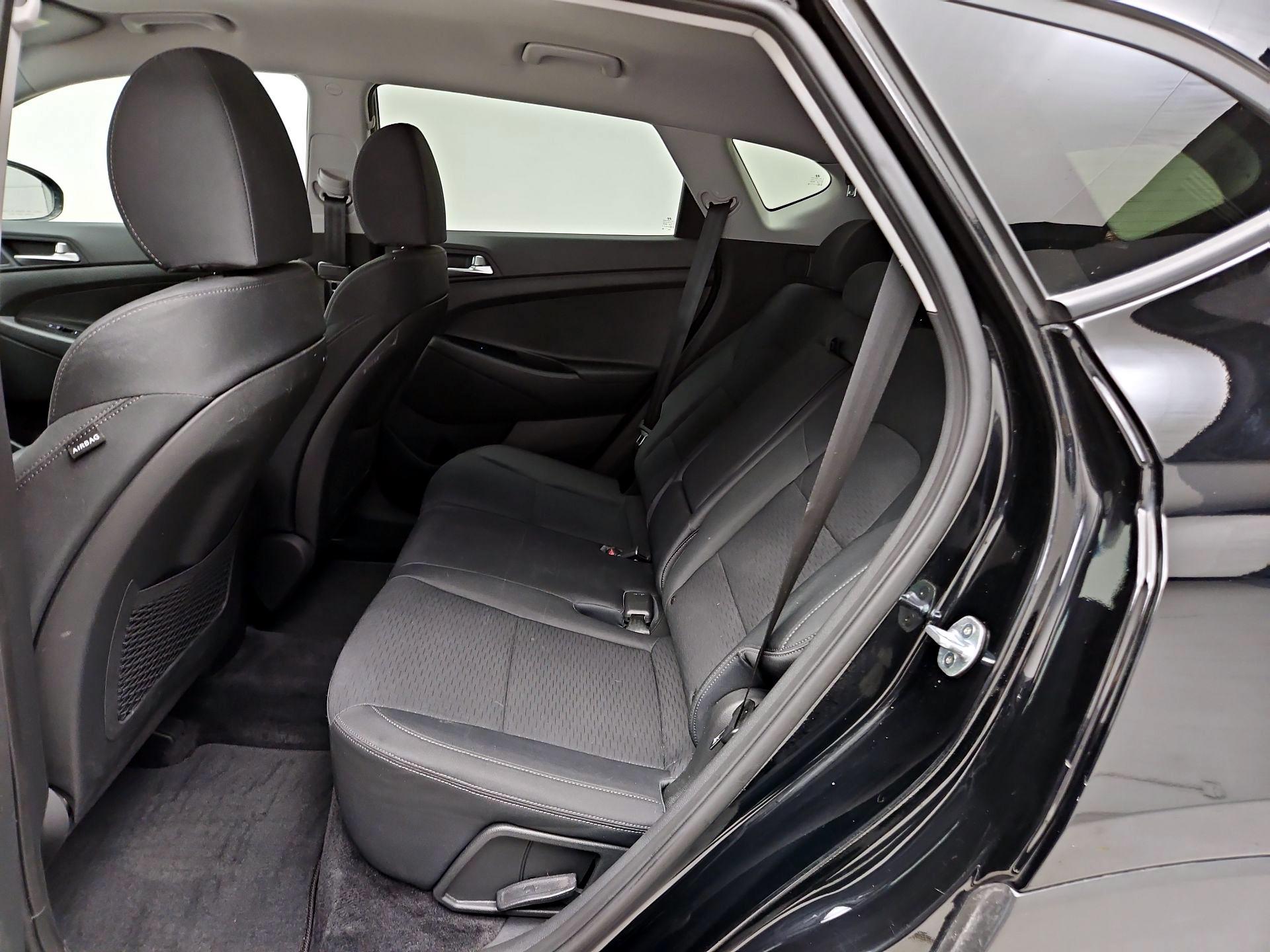 Thumbnail: 2019 Hyundai Tucson - 19