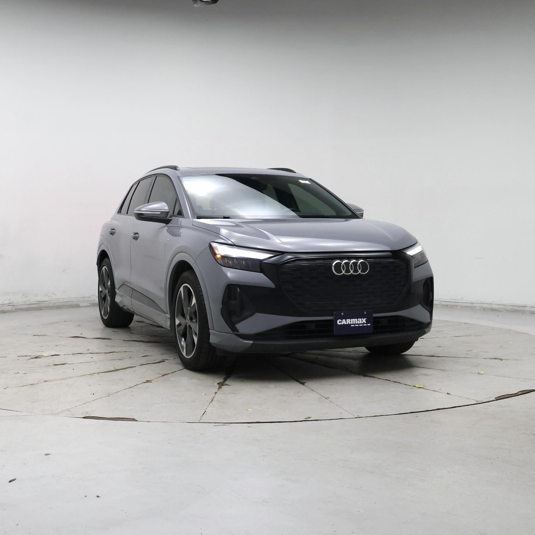 2024 Audi Q4 e-tron quattro Premium 55